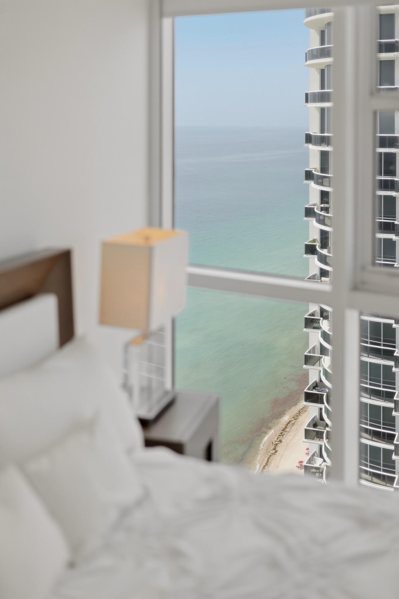 18201 Collins #PH 5109, Sunny Isles Beach FL 33160