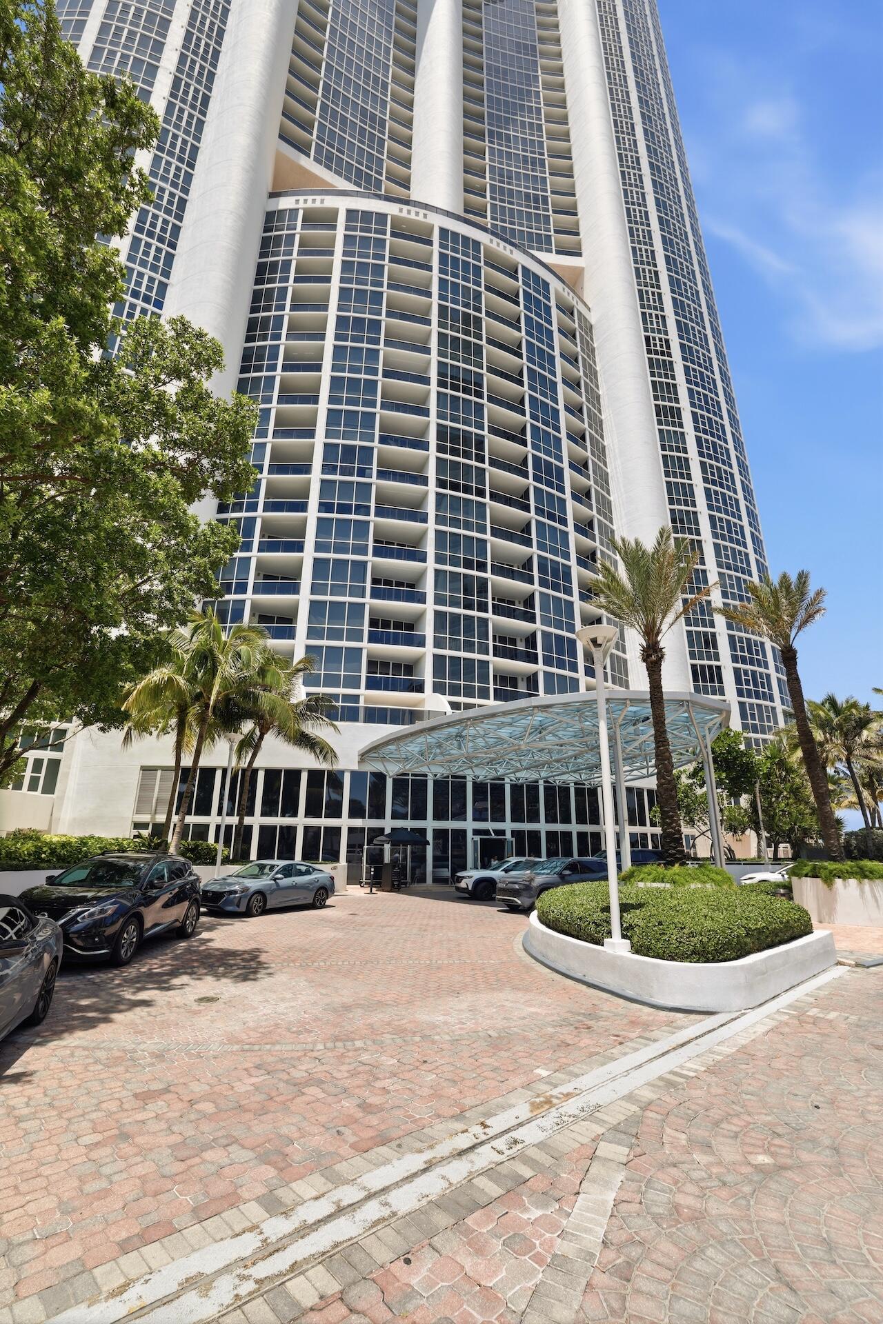 18201 Collins #PH 5109, Sunny Isles Beach FL 33160