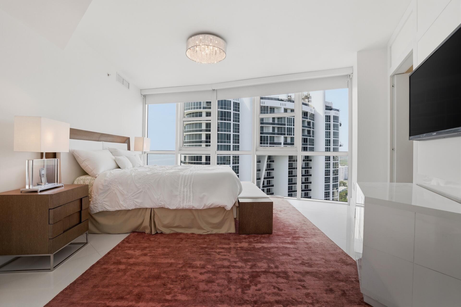 18201 Collins #PH 5109, Sunny Isles Beach FL 33160