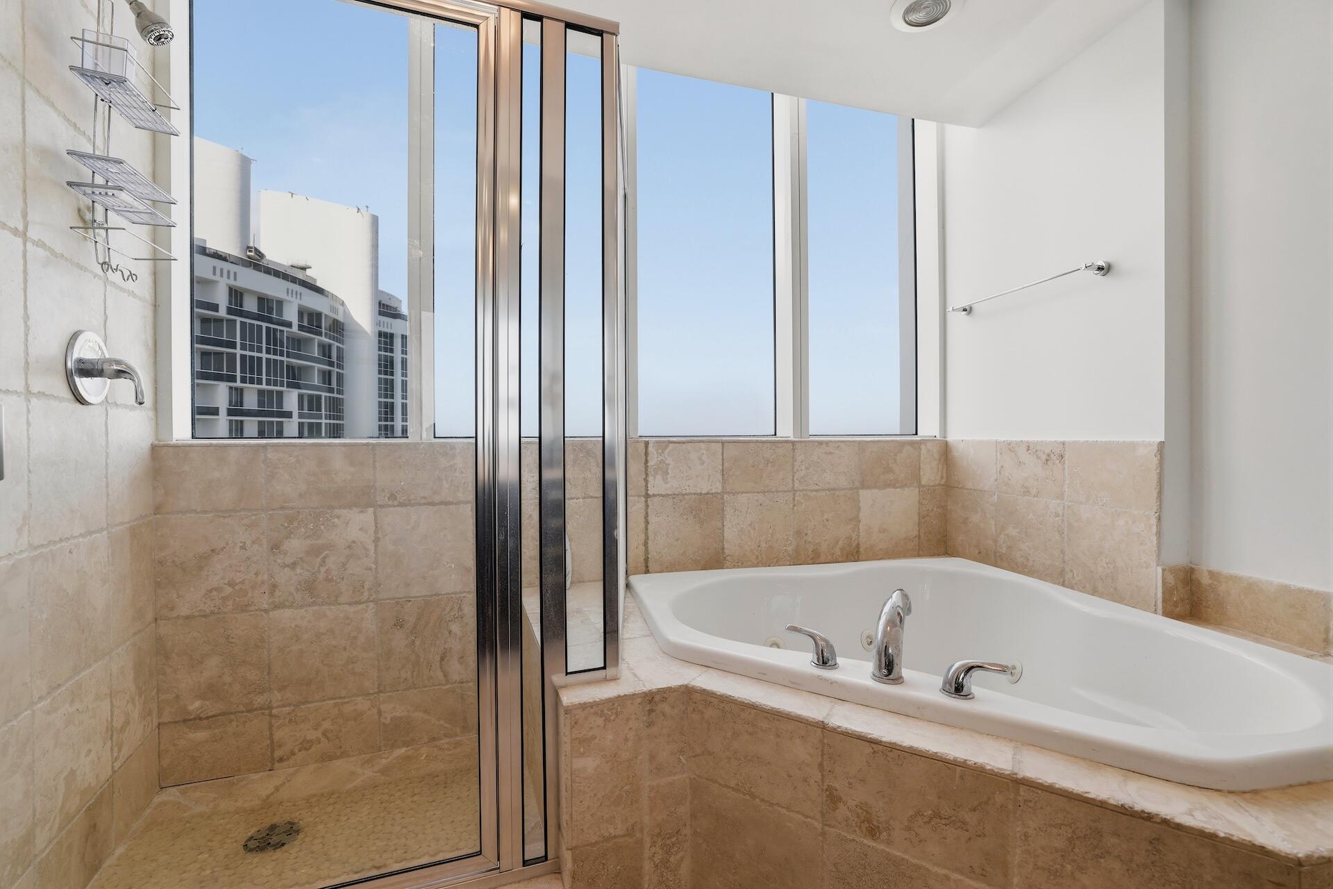 18201 Collins #PH 5109, Sunny Isles Beach FL 33160