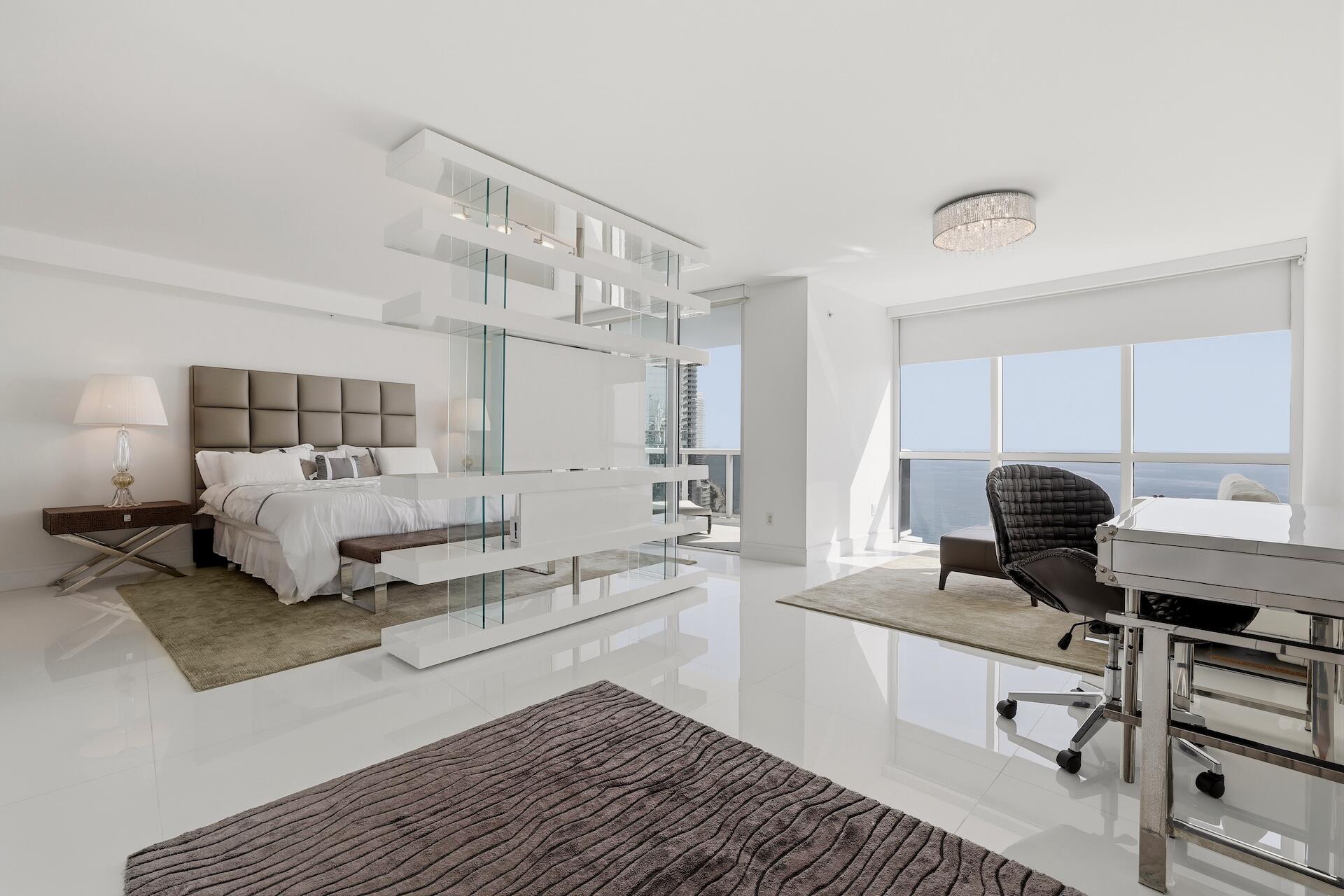 18201 Collins #PH 5109, Sunny Isles Beach FL 33160