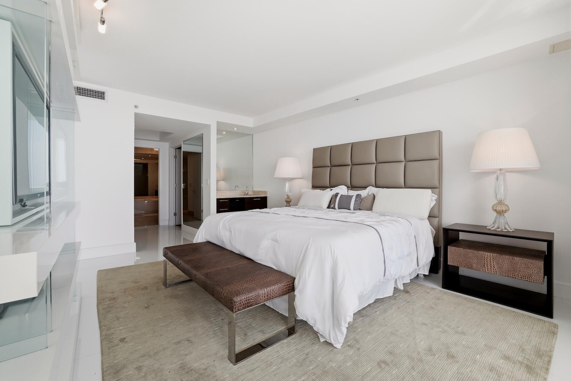 18201 Collins #PH 5109, Sunny Isles Beach FL 33160