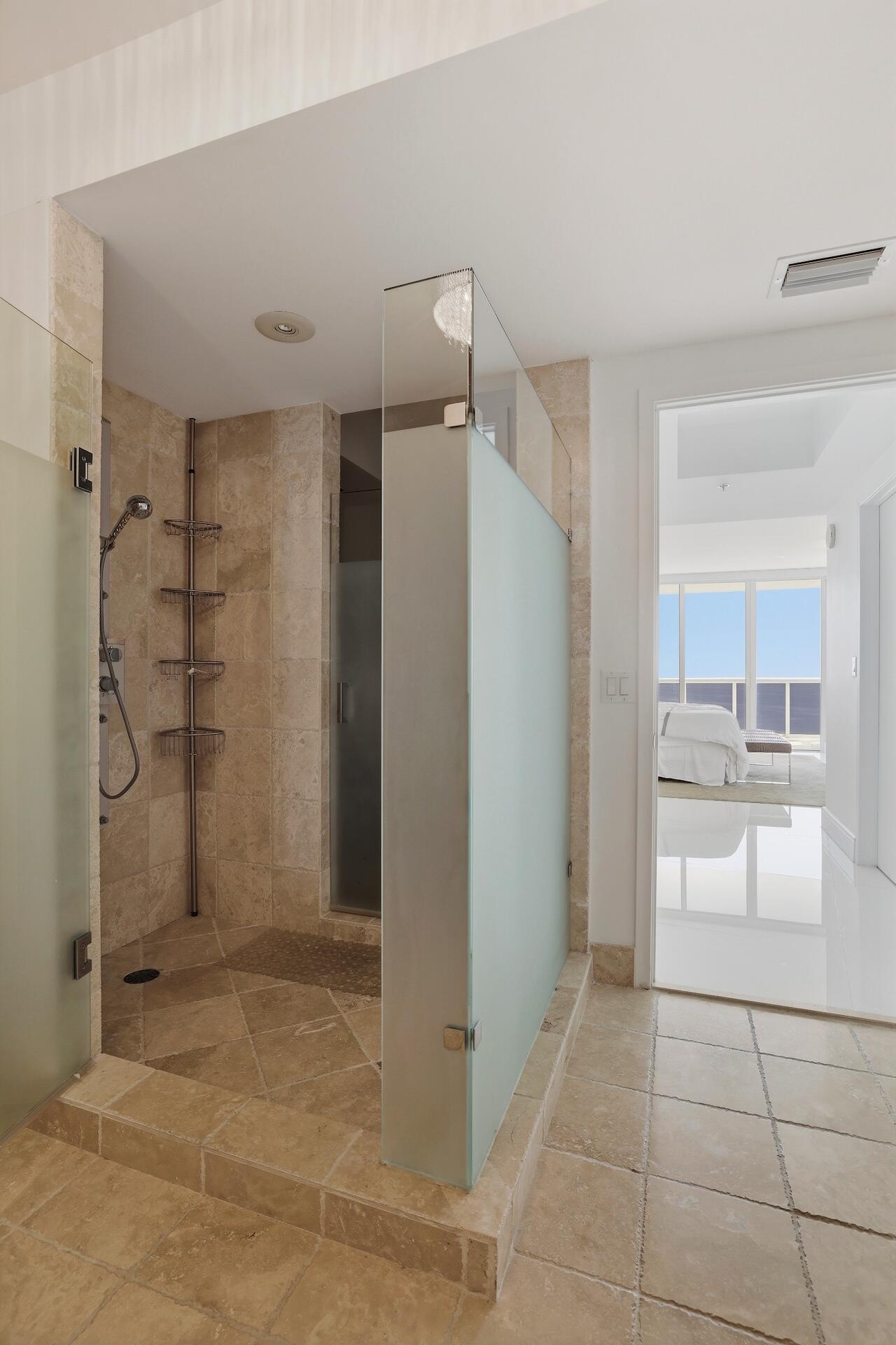 18201 Collins #PH 5109, Sunny Isles Beach FL 33160