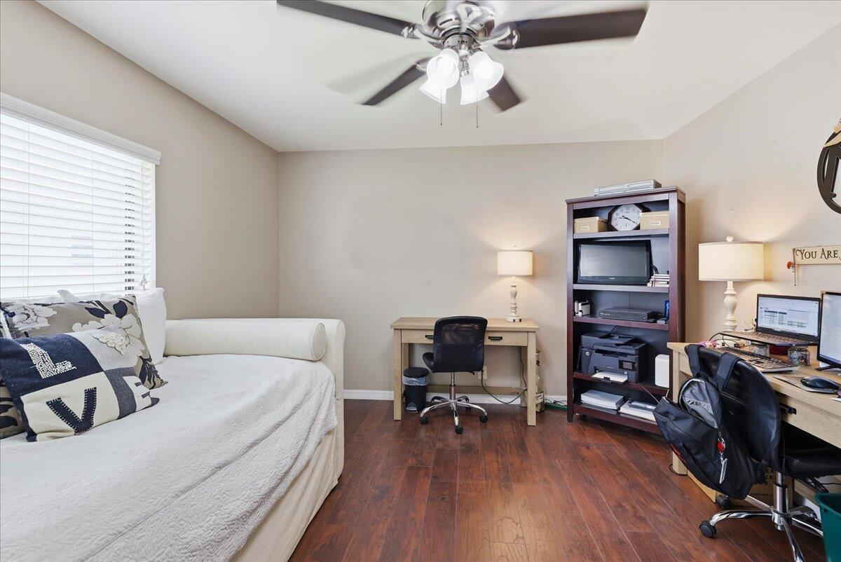 7041 NW 23RD, Margate FL 33063