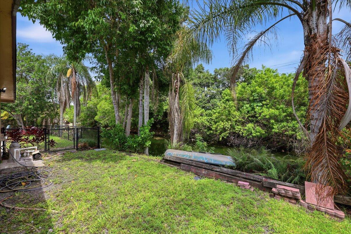 7041 NW 23RD, Margate FL 33063