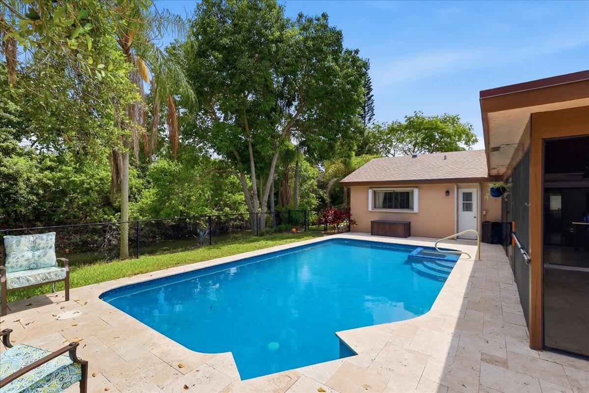 7041 NW 23RD, Margate FL 33063