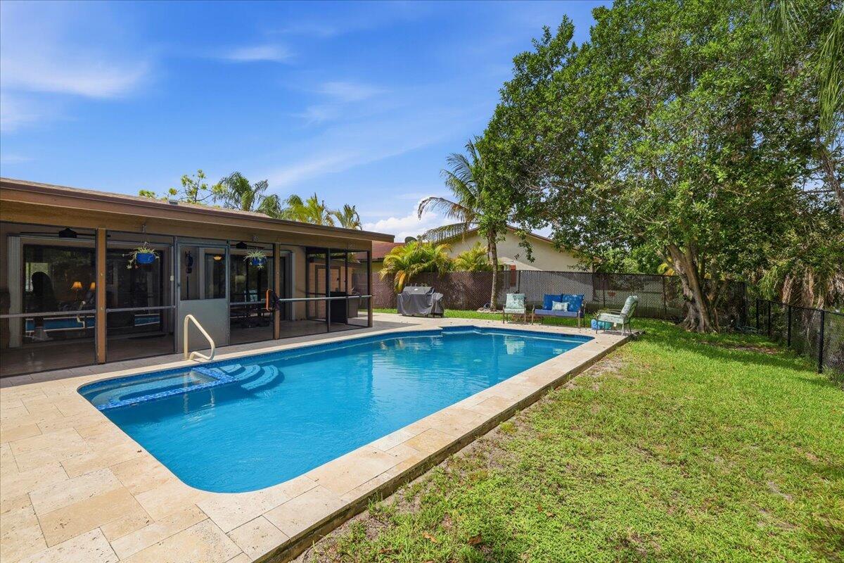 7041 NW 23RD, Margate FL 33063