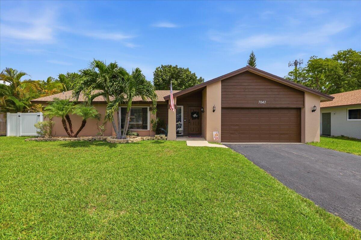 7041 NW 23RD, Margate FL 33063