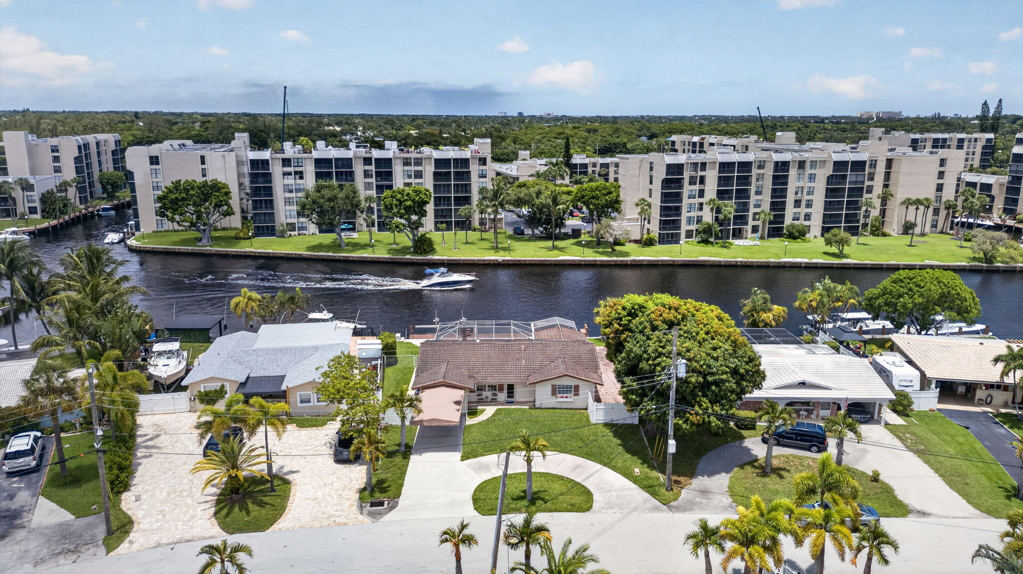 535 NE 8th, Deerfield Beach FL 33441