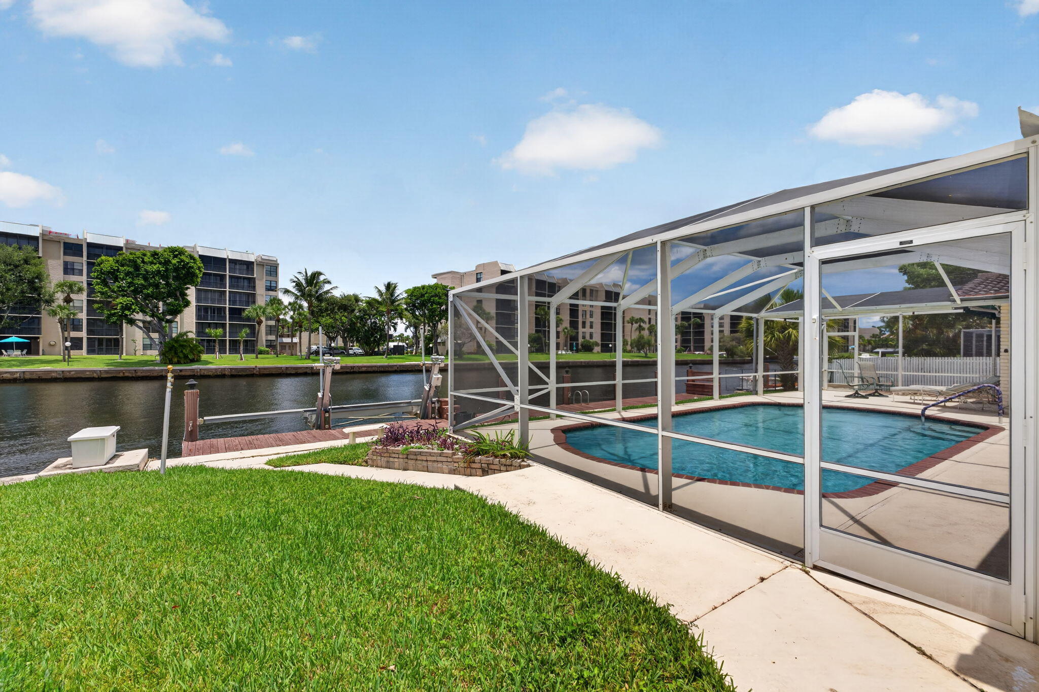 535 NE 8th, Deerfield Beach FL 33441