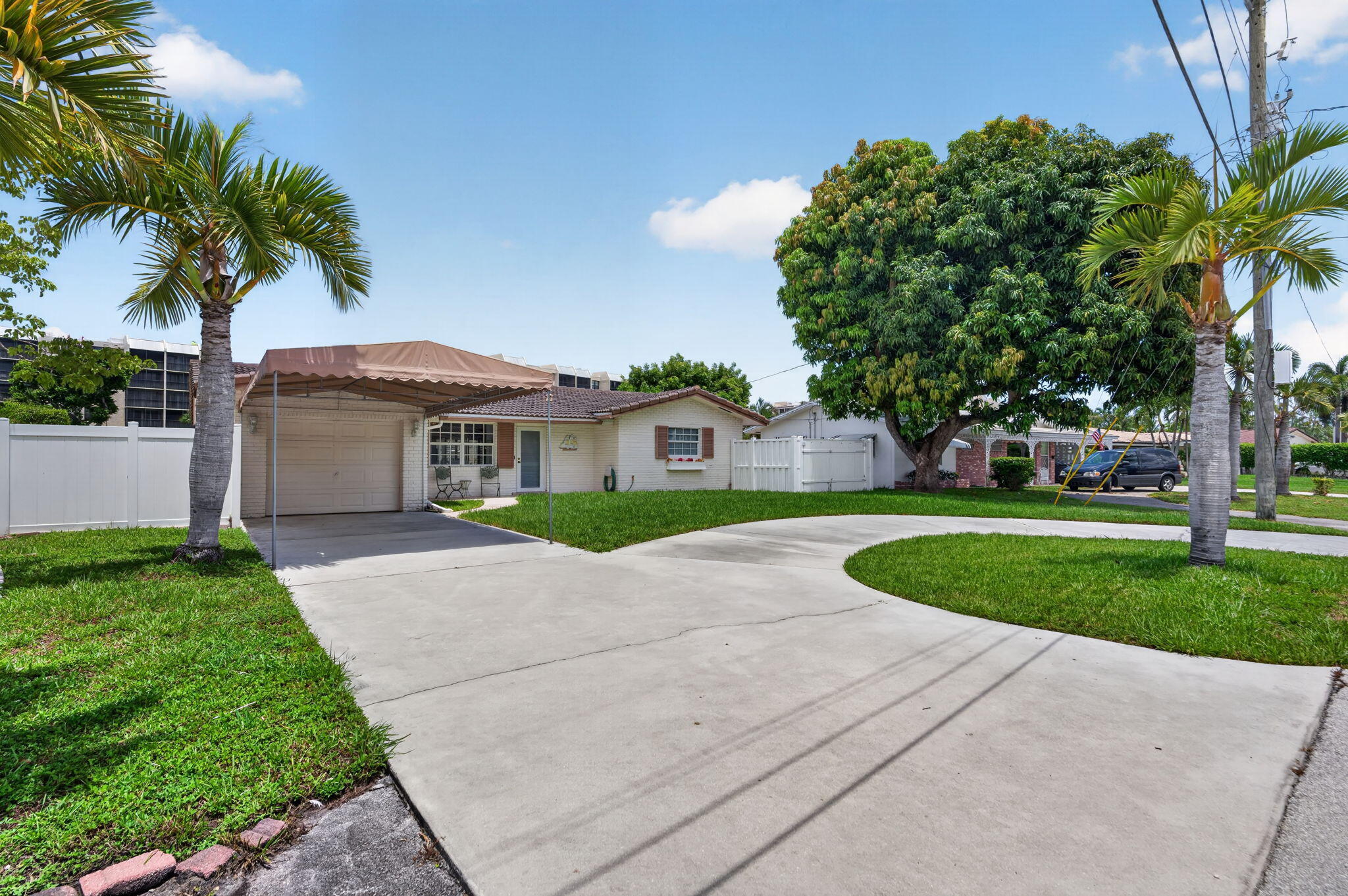 535 NE 8th, Deerfield Beach FL 33441