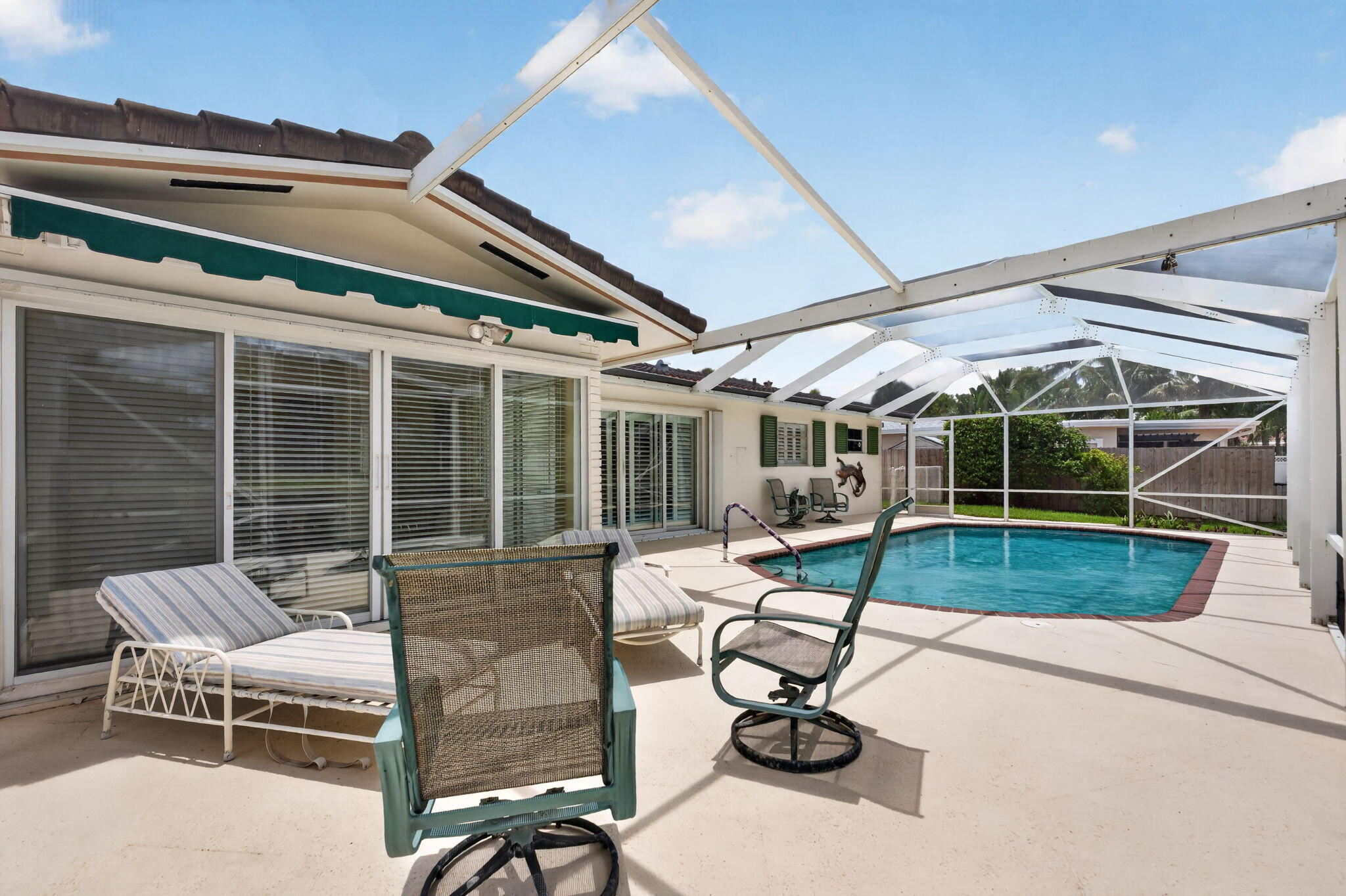 535 NE 8th, Deerfield Beach FL 33441