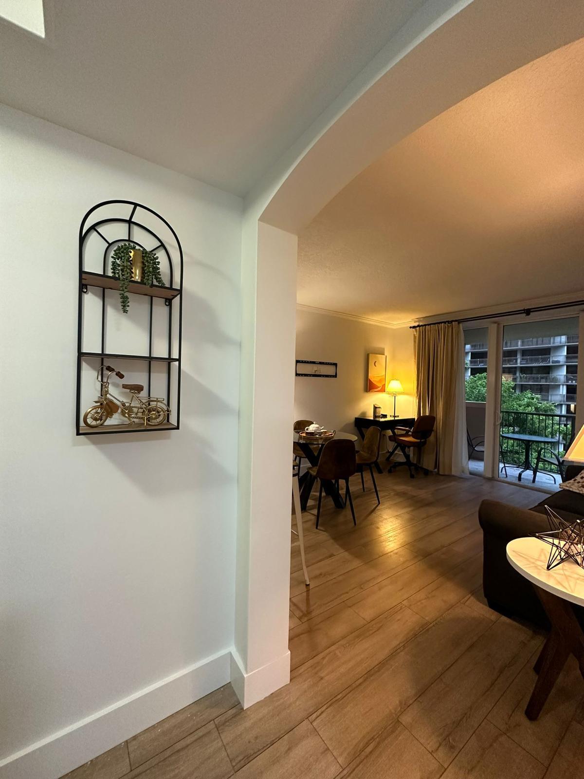 2951 S Bayshore #805, Miami FL 33133