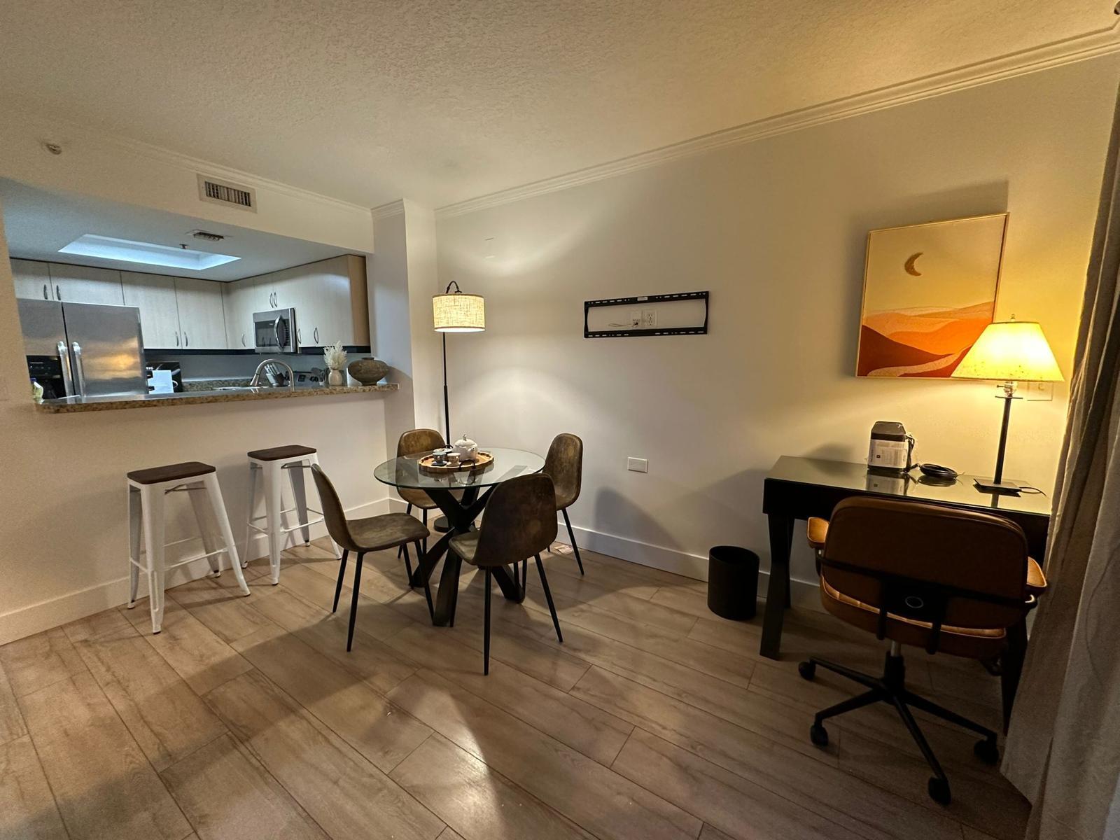 2951 S Bayshore #805, Miami FL 33133