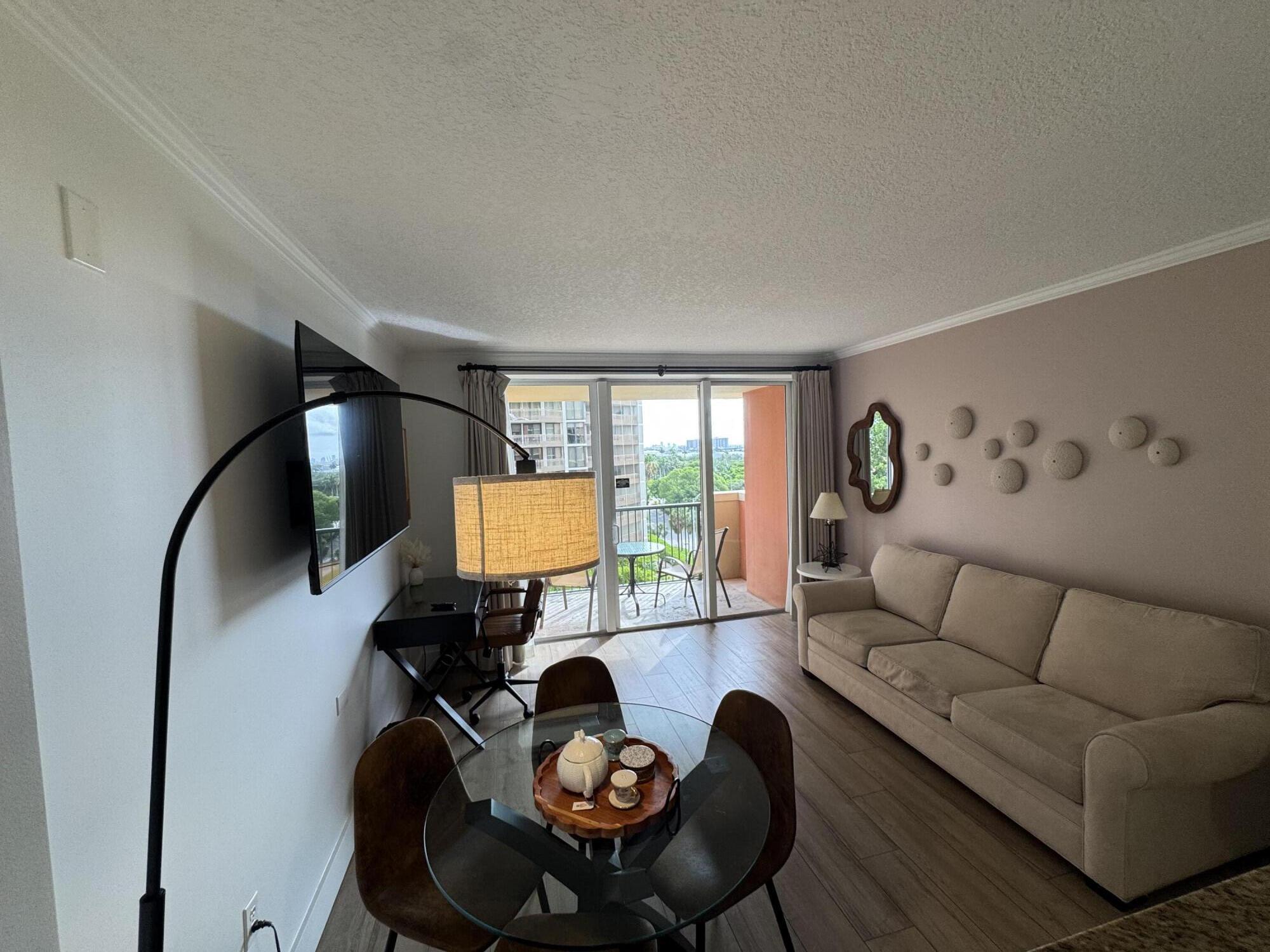 2951 S Bayshore #805, Miami FL 33133