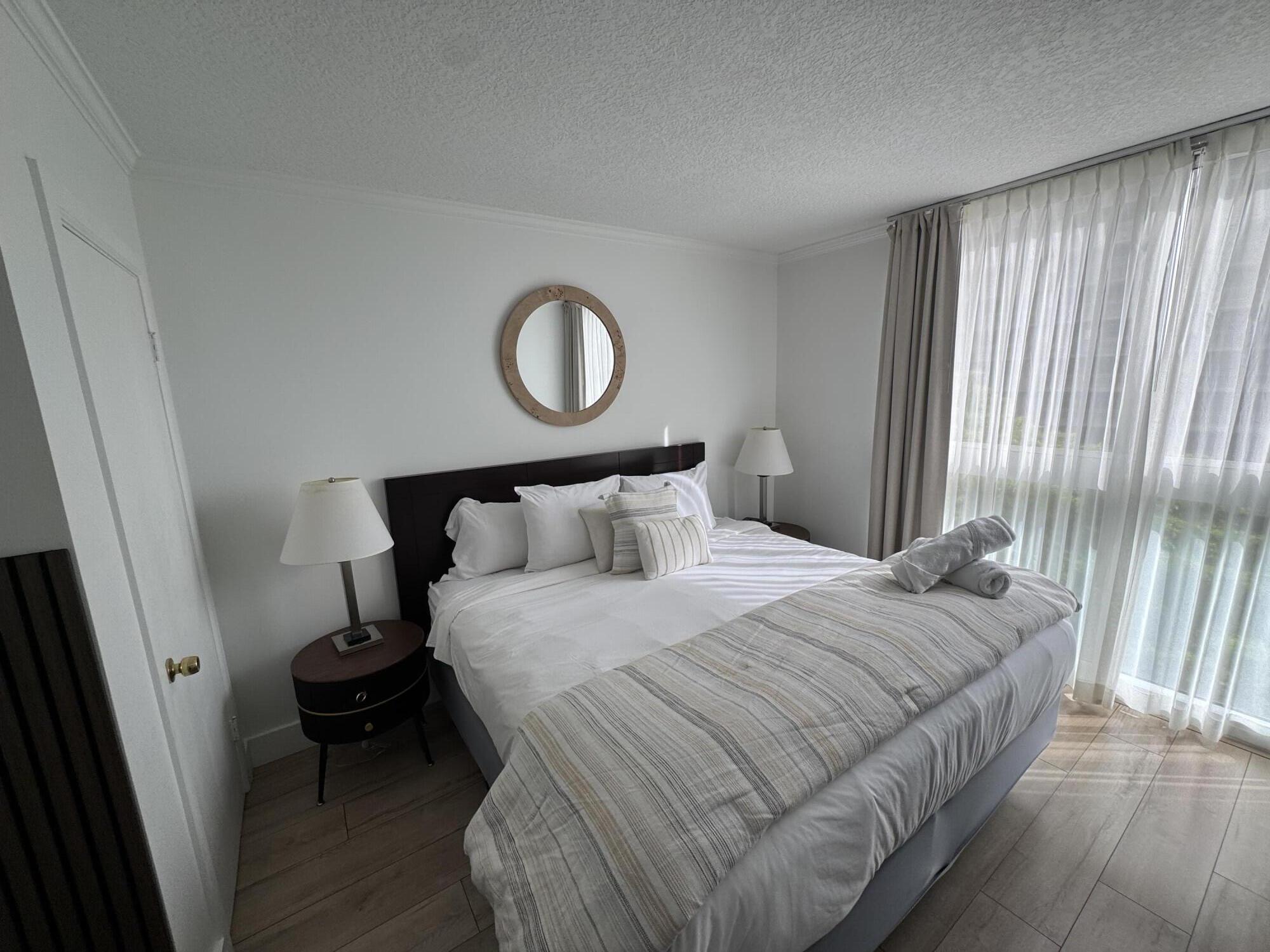 2951 S Bayshore #805, Miami FL 33133