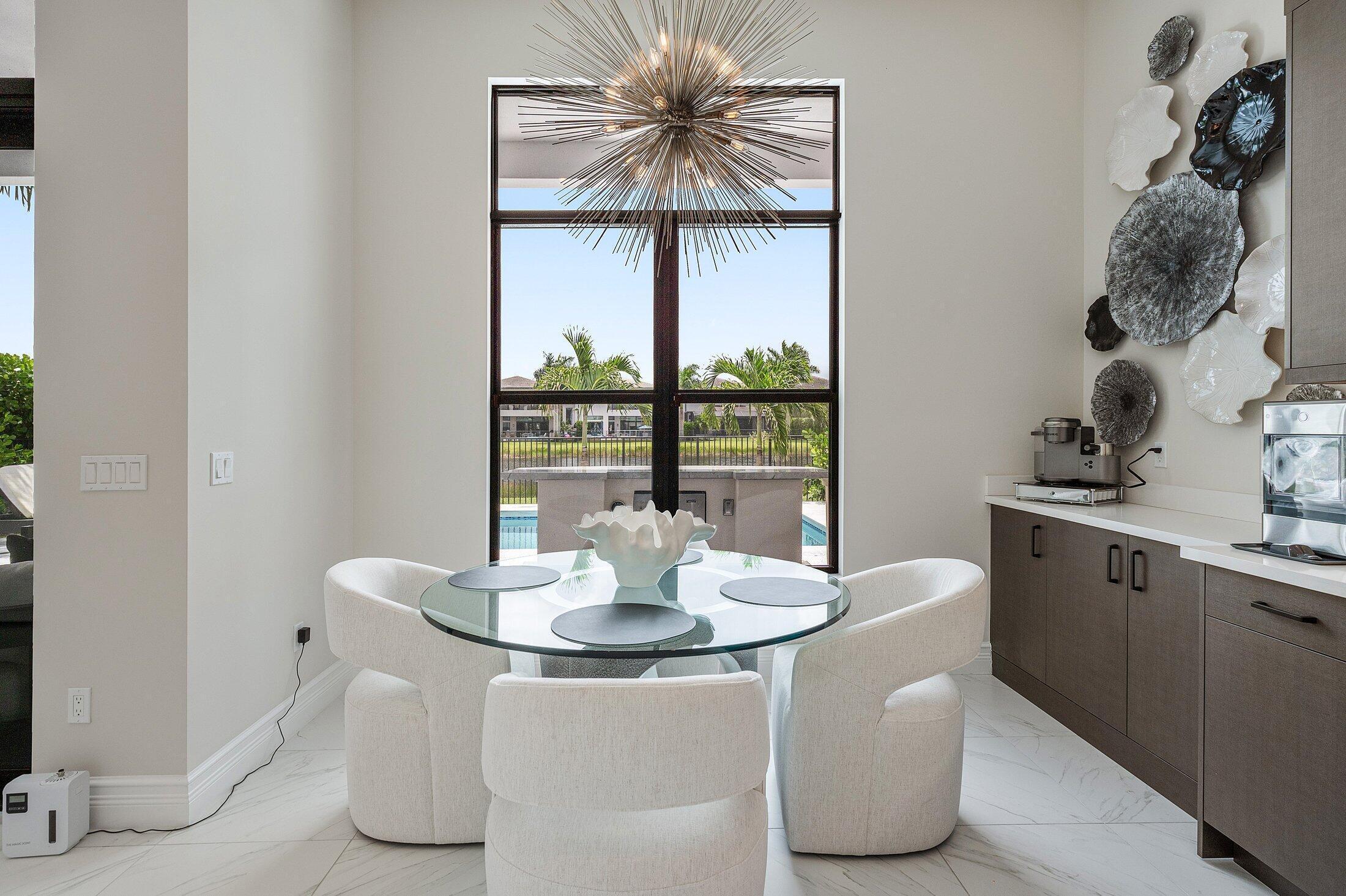 9022 CHAUVET, Boca Raton FL 33496