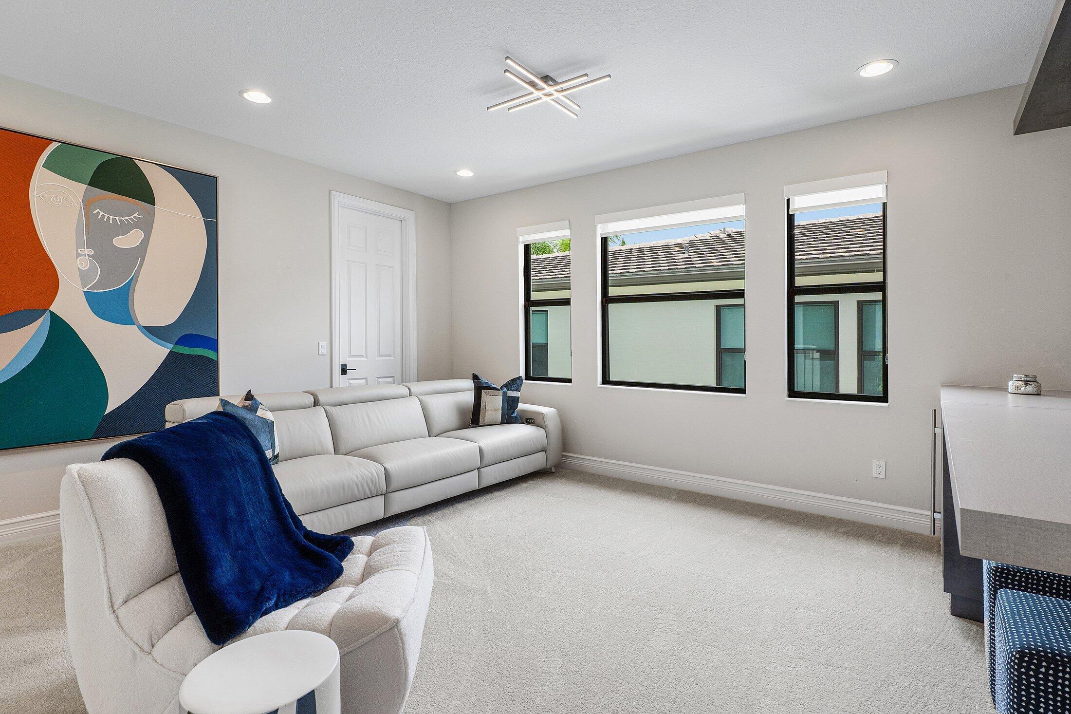 9022 CHAUVET, Boca Raton FL 33496