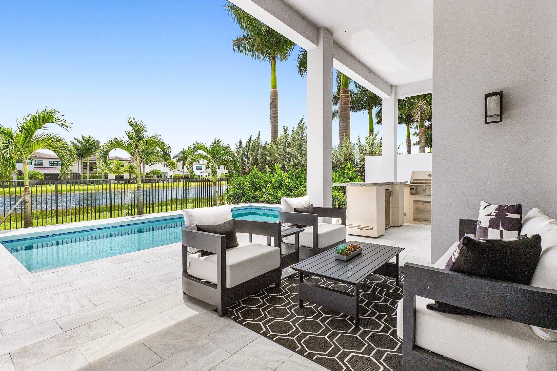9022 CHAUVET, Boca Raton FL 33496