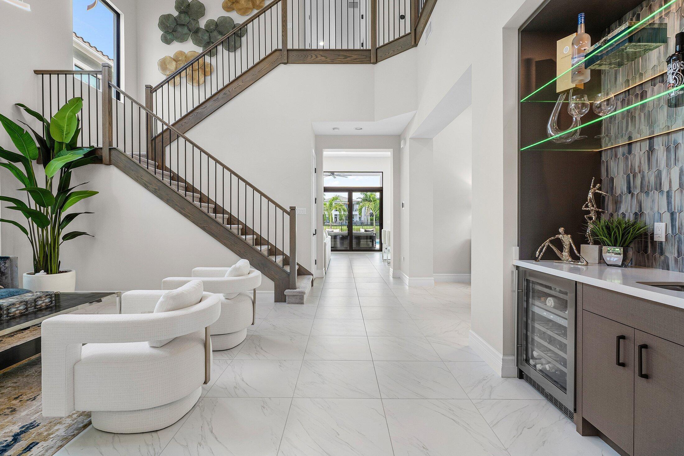 9022 CHAUVET, Boca Raton FL 33496