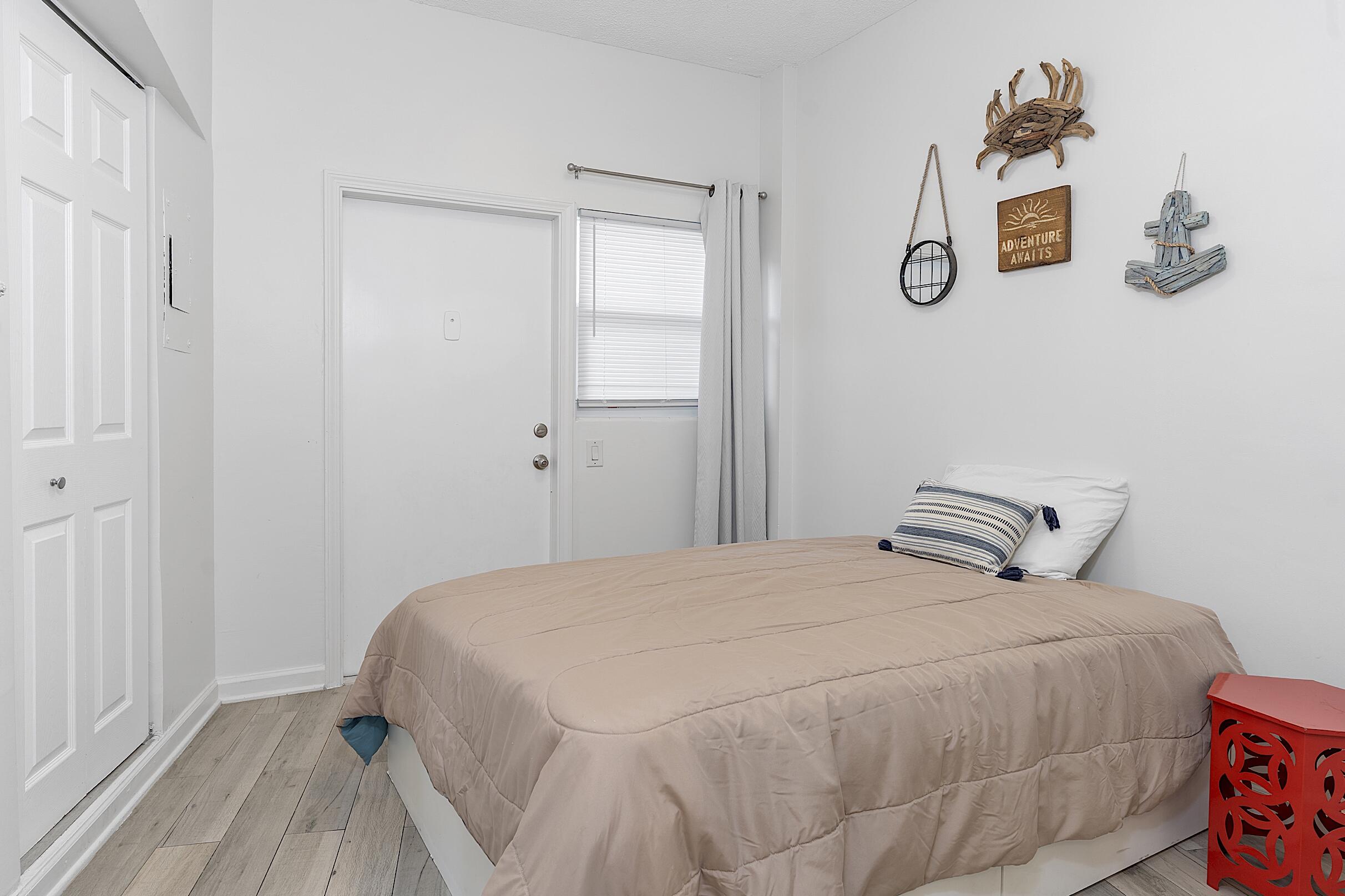 3250 NE 28TH #105, Fort Lauderdale FL 33308