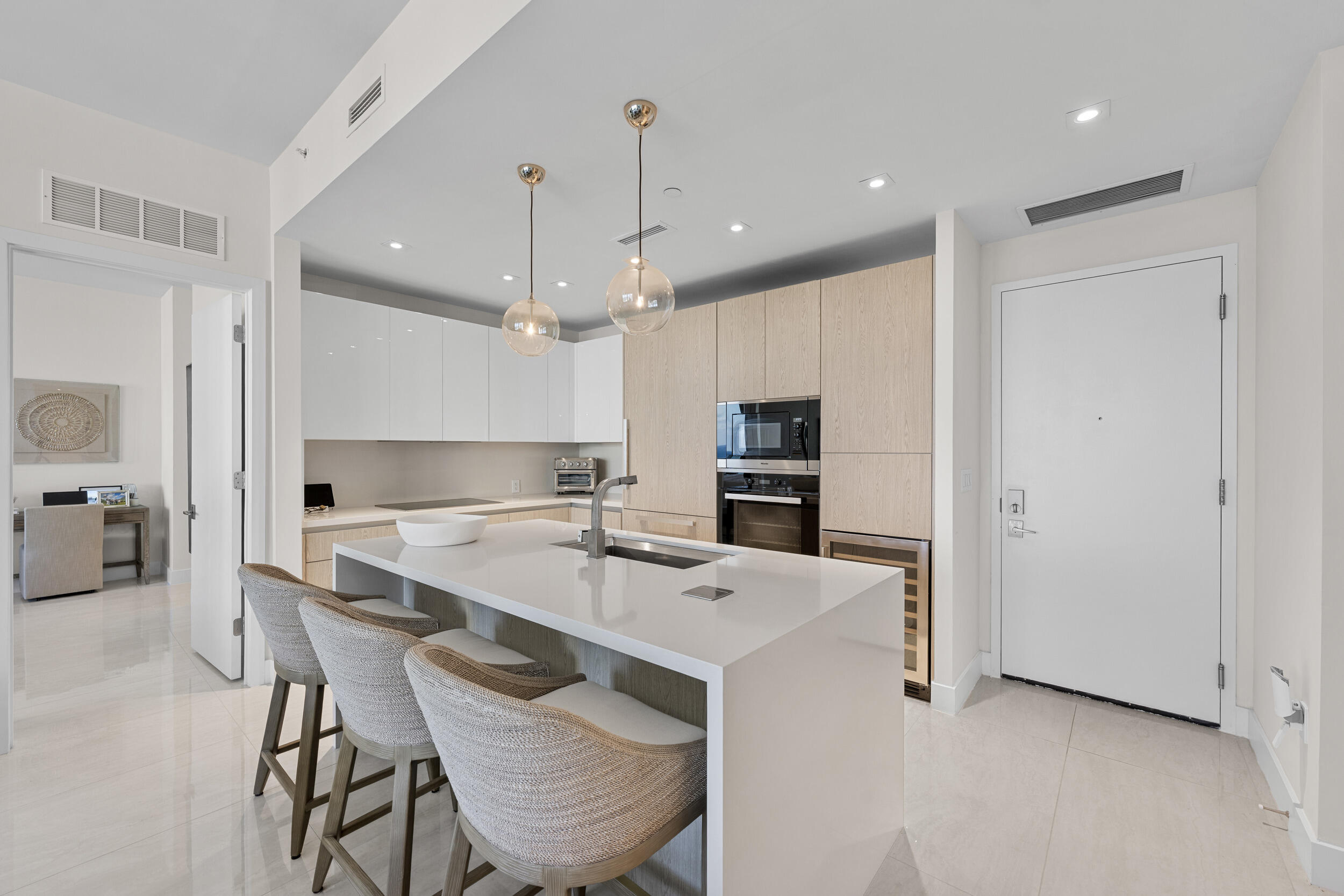 3100 N OCEAN #H-1702, Singer Island FL 33404