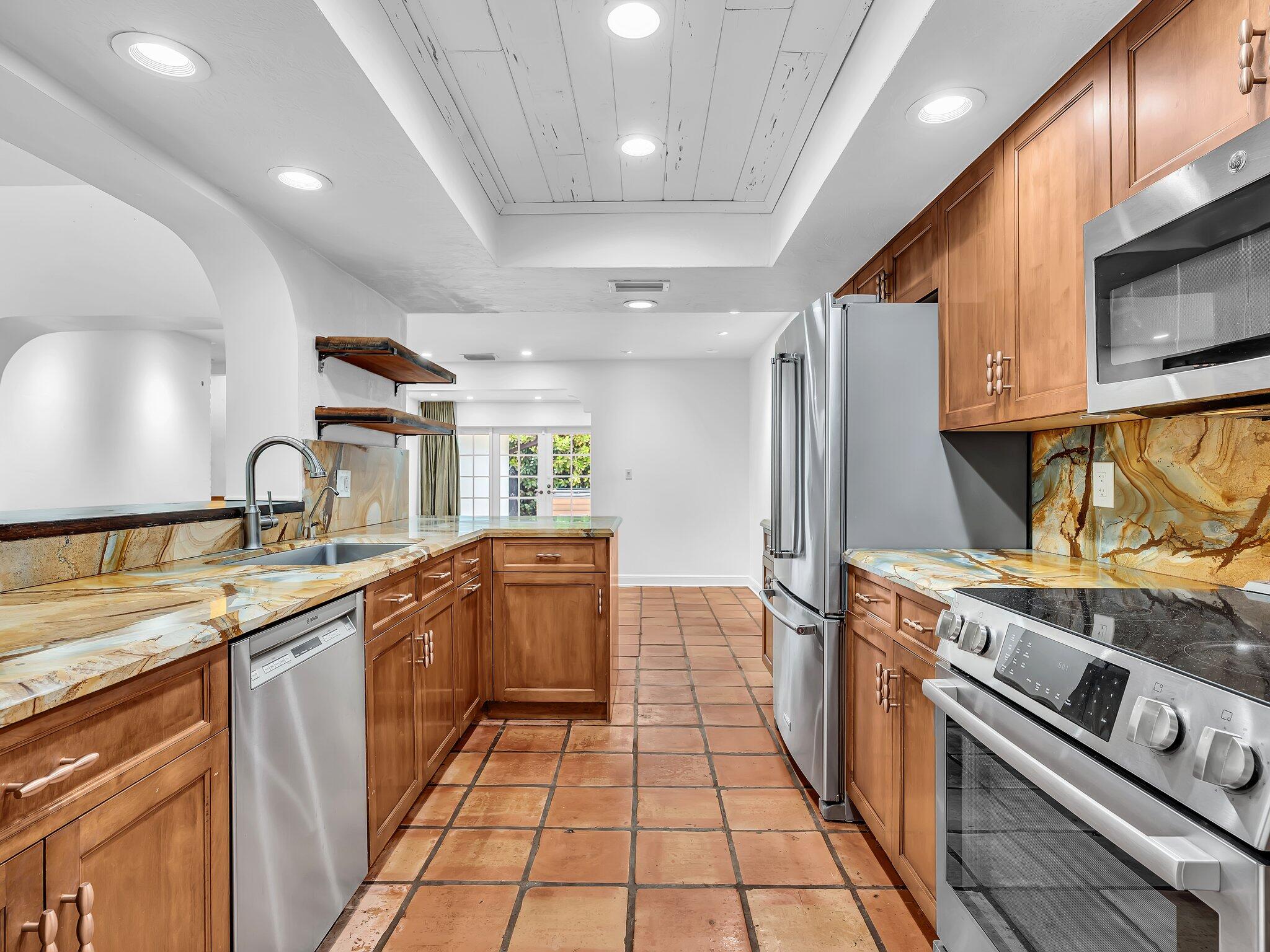 898 Azalea, Boca Raton FL 33486