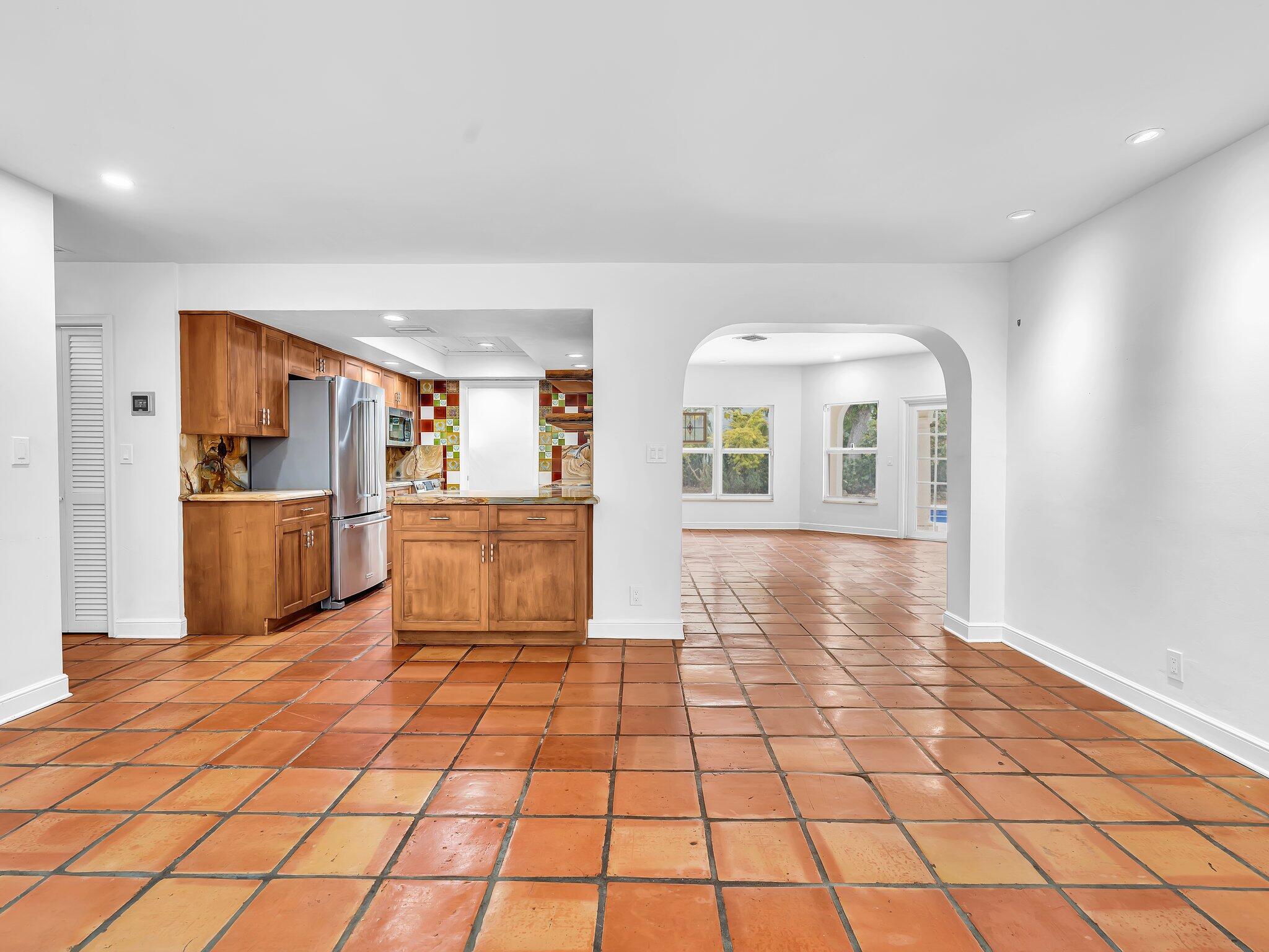898 Azalea, Boca Raton FL 33486