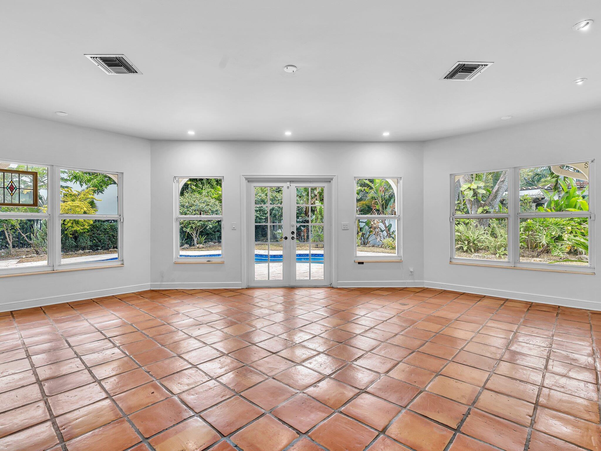 898 Azalea, Boca Raton FL 33486