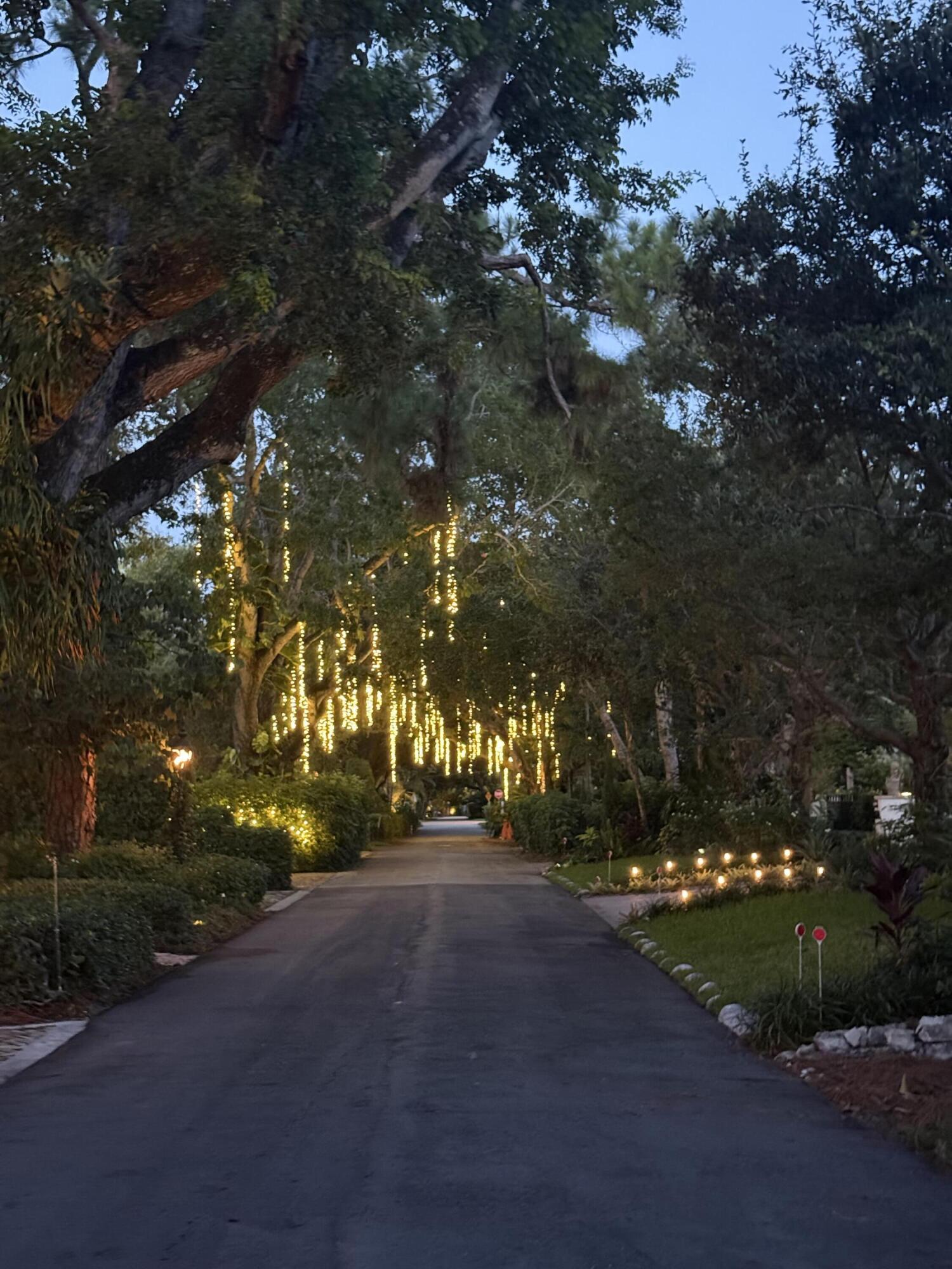 898 Azalea, Boca Raton FL 33486