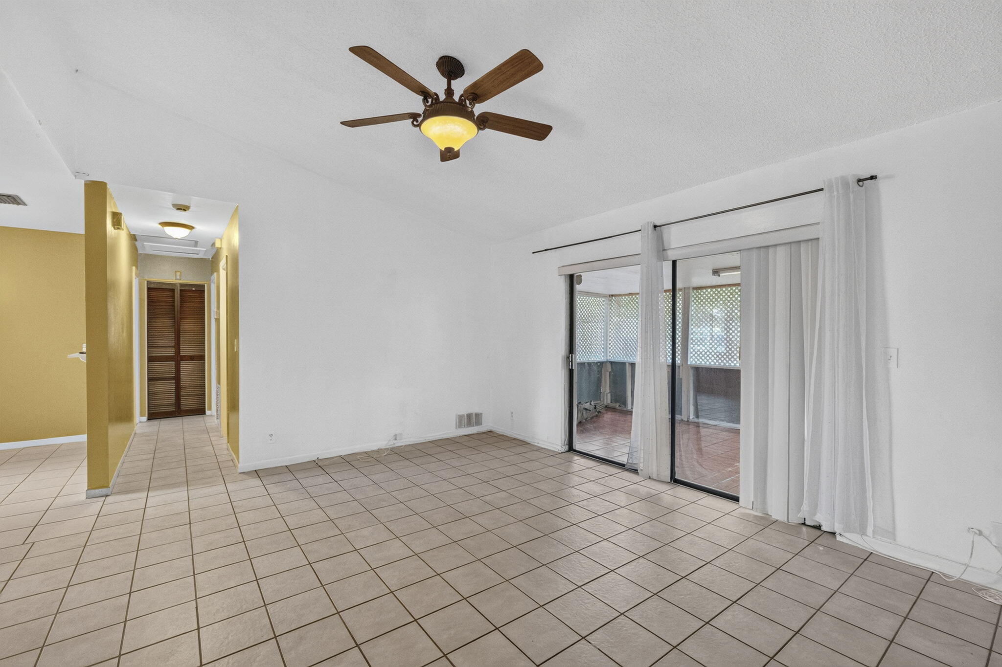 7513 SW 7TH, North Lauderdale FL 33068