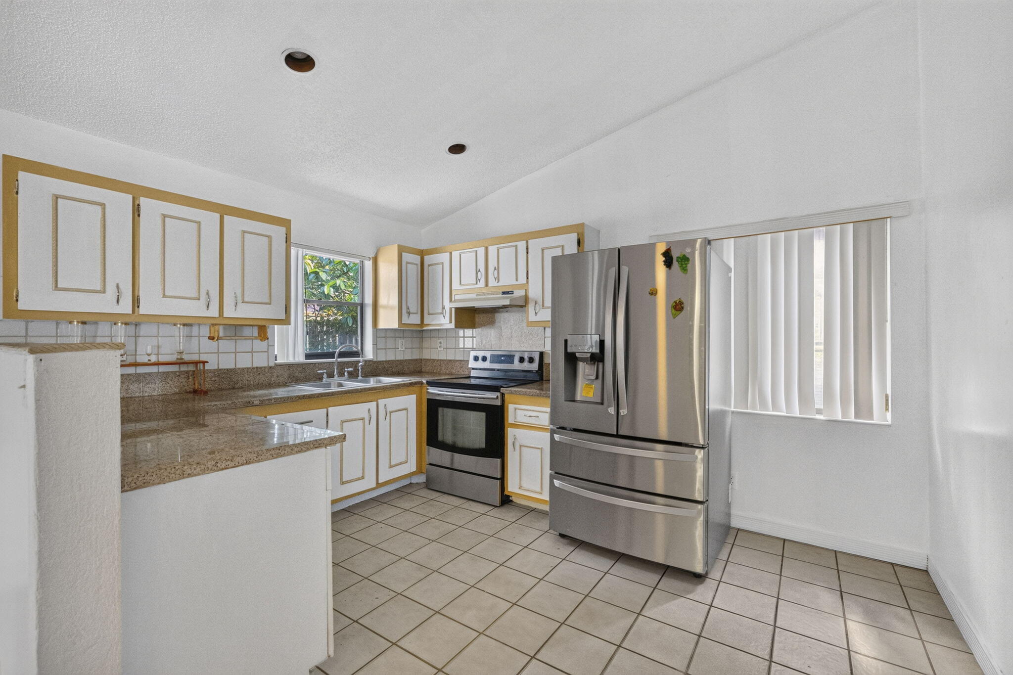7513 SW 7TH, North Lauderdale FL 33068