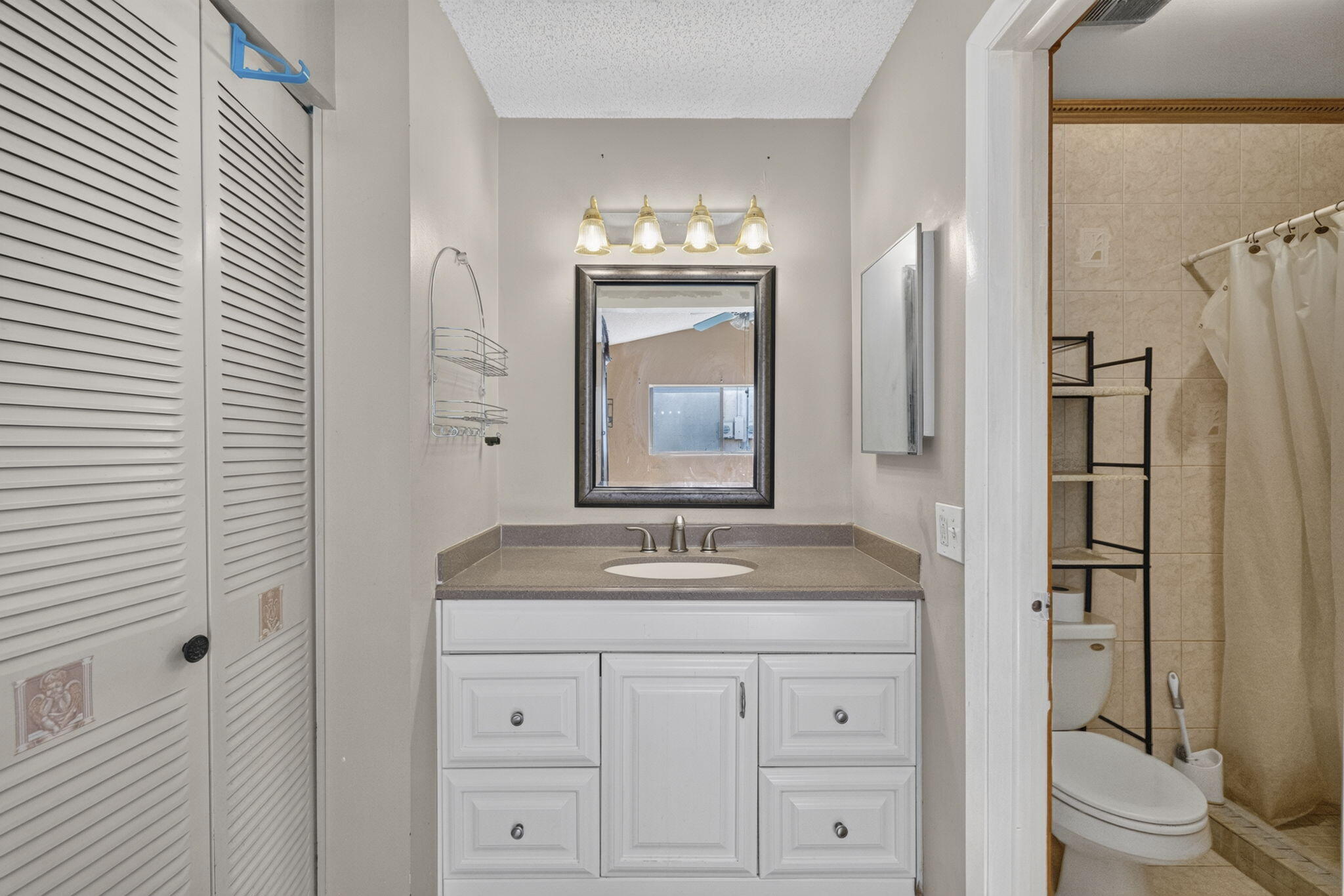 7513 SW 7TH, North Lauderdale FL 33068