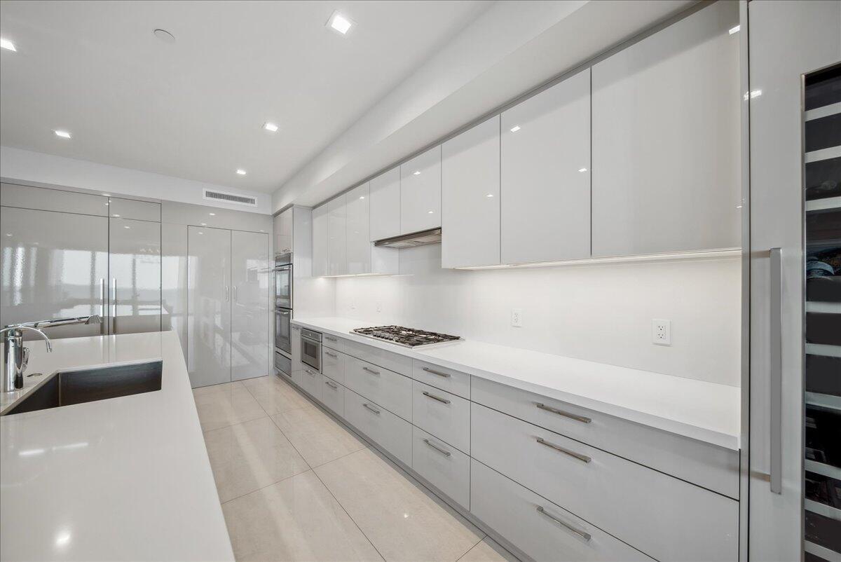 5000 N OCEAN #603, Singer Island FL 33404