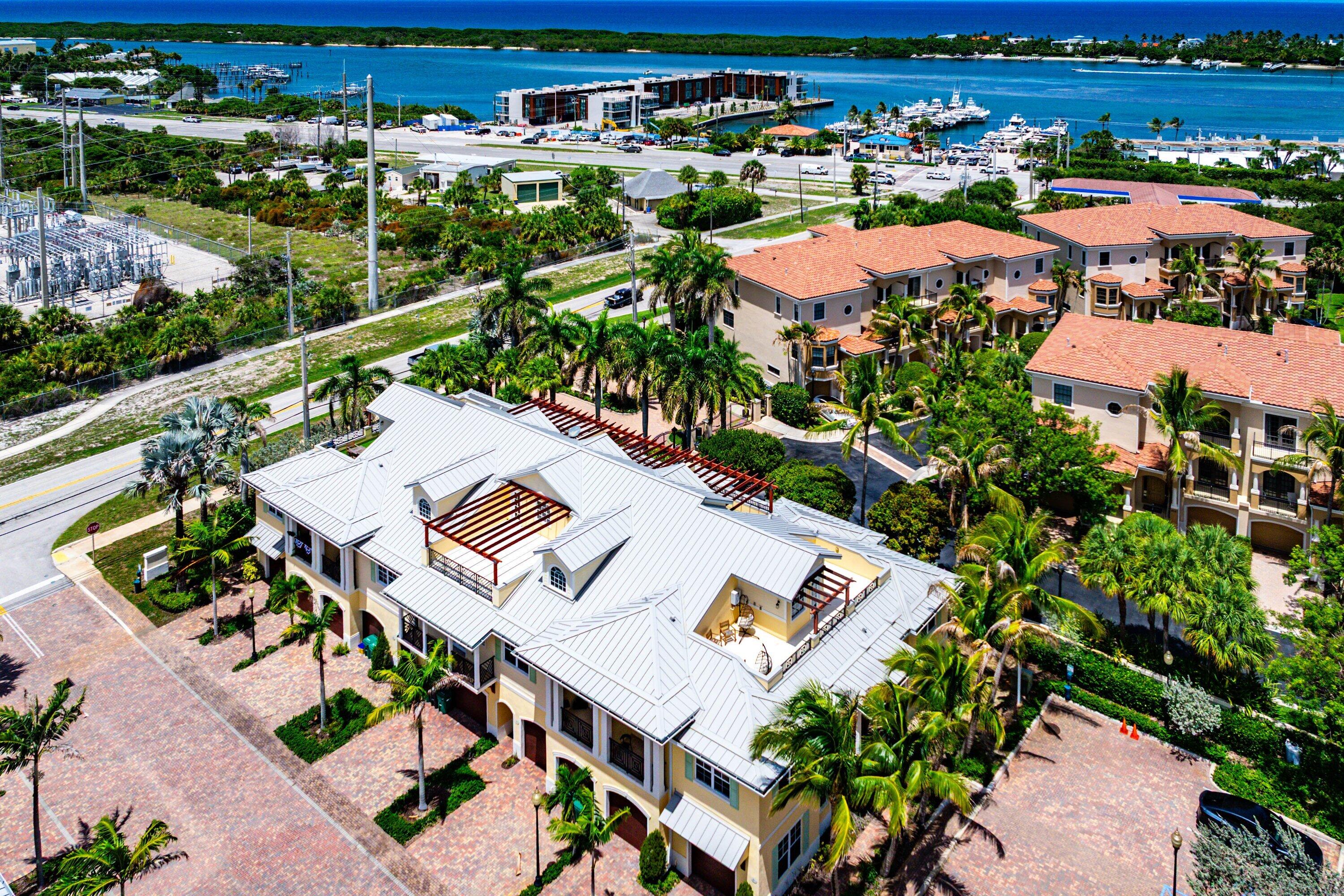 3770 County Line #B5, Tequesta FL 33469