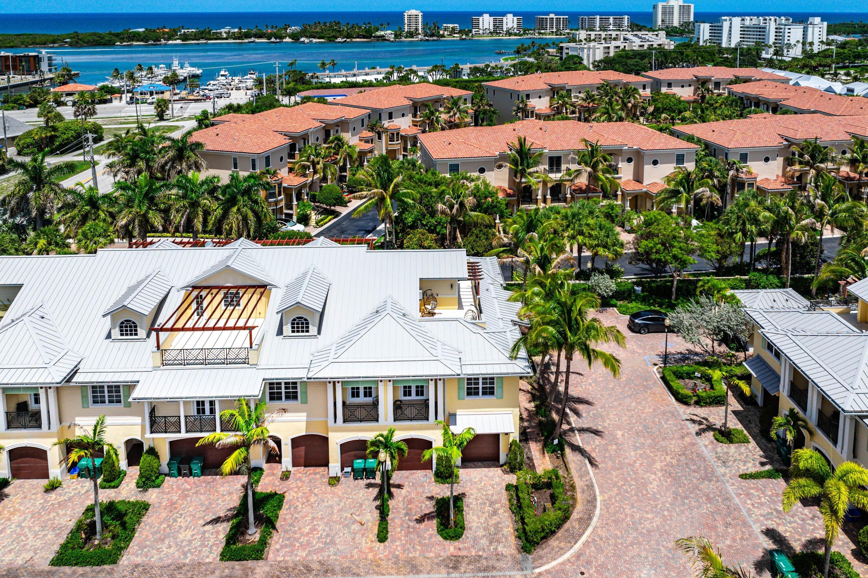 3770 County Line #B5, Tequesta FL 33469