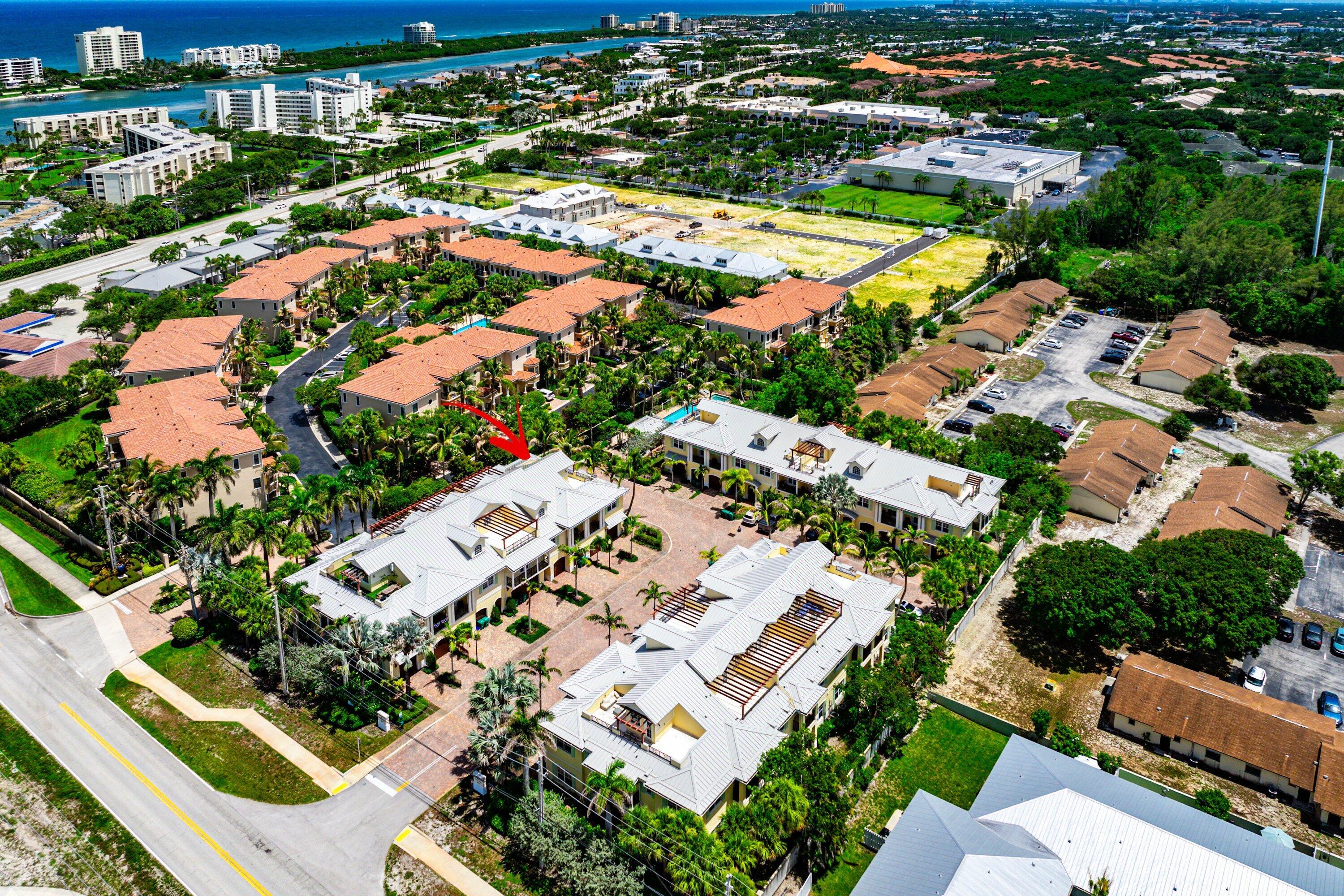 3770 County Line #B5, Tequesta FL 33469