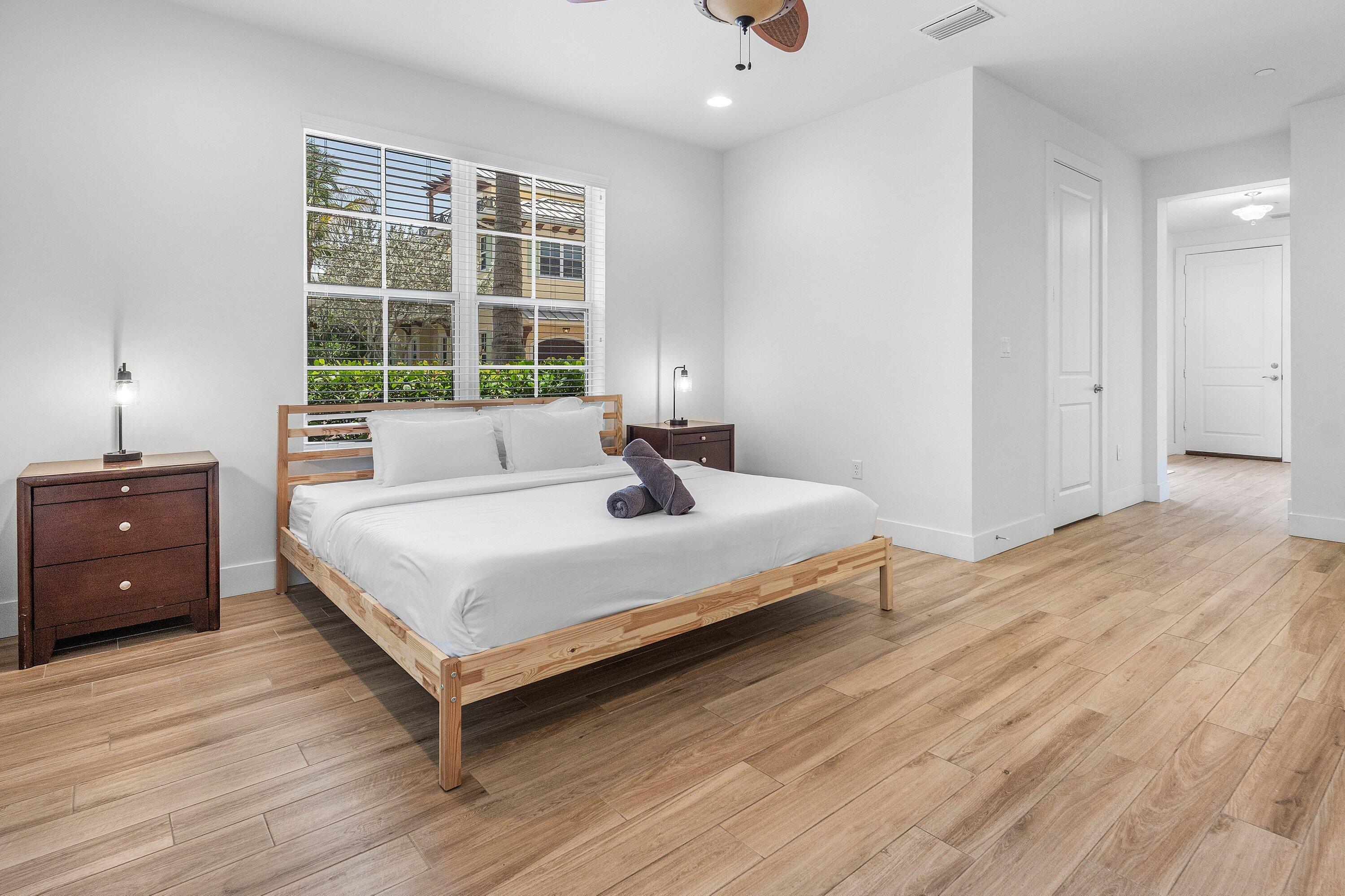 3770 County Line #B5, Tequesta FL 33469
