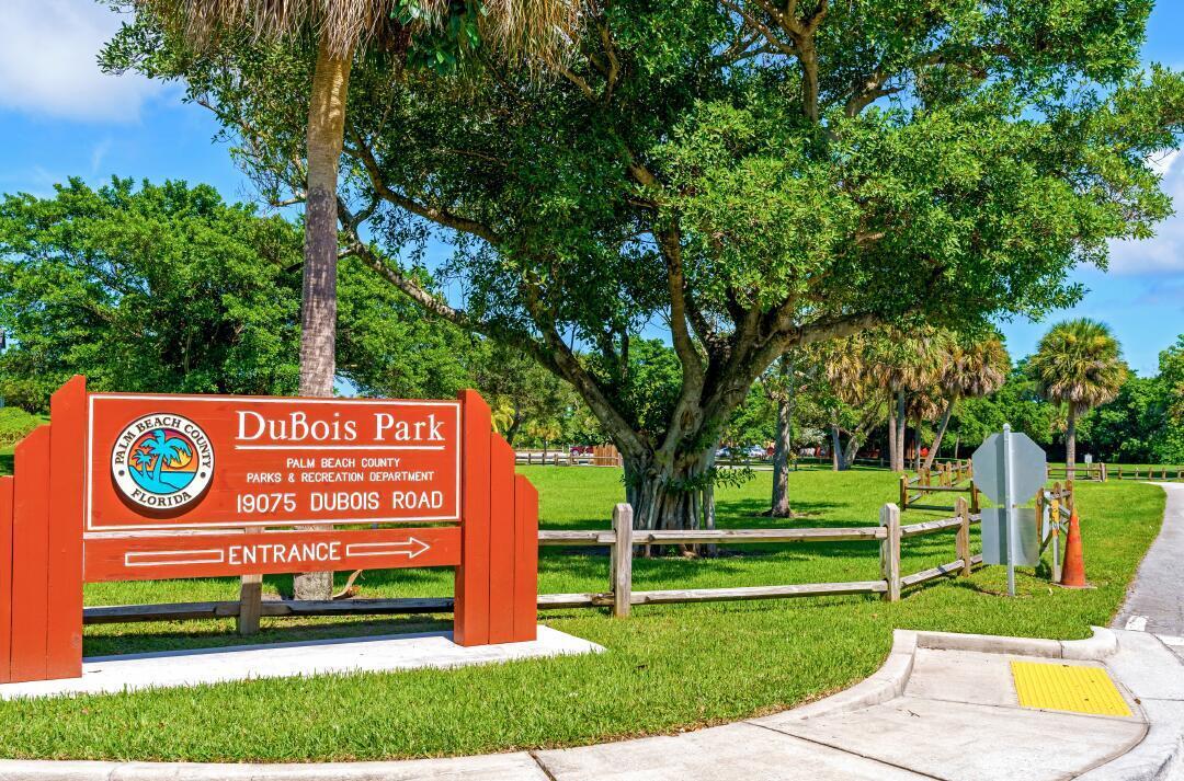 3770 County Line #B5, Tequesta FL 33469
