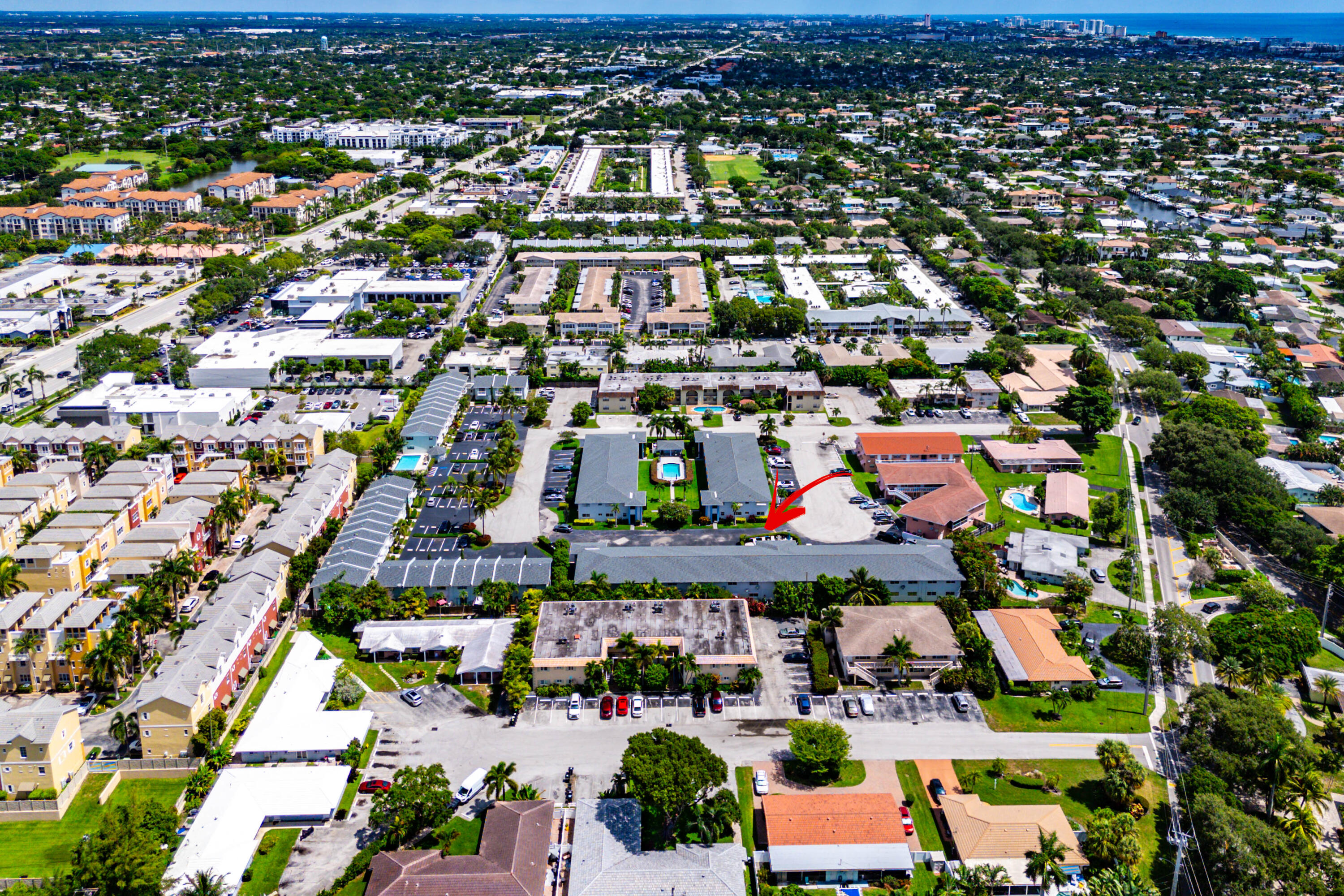 4111 NE 21st #204, Lighthouse Point FL 33064
