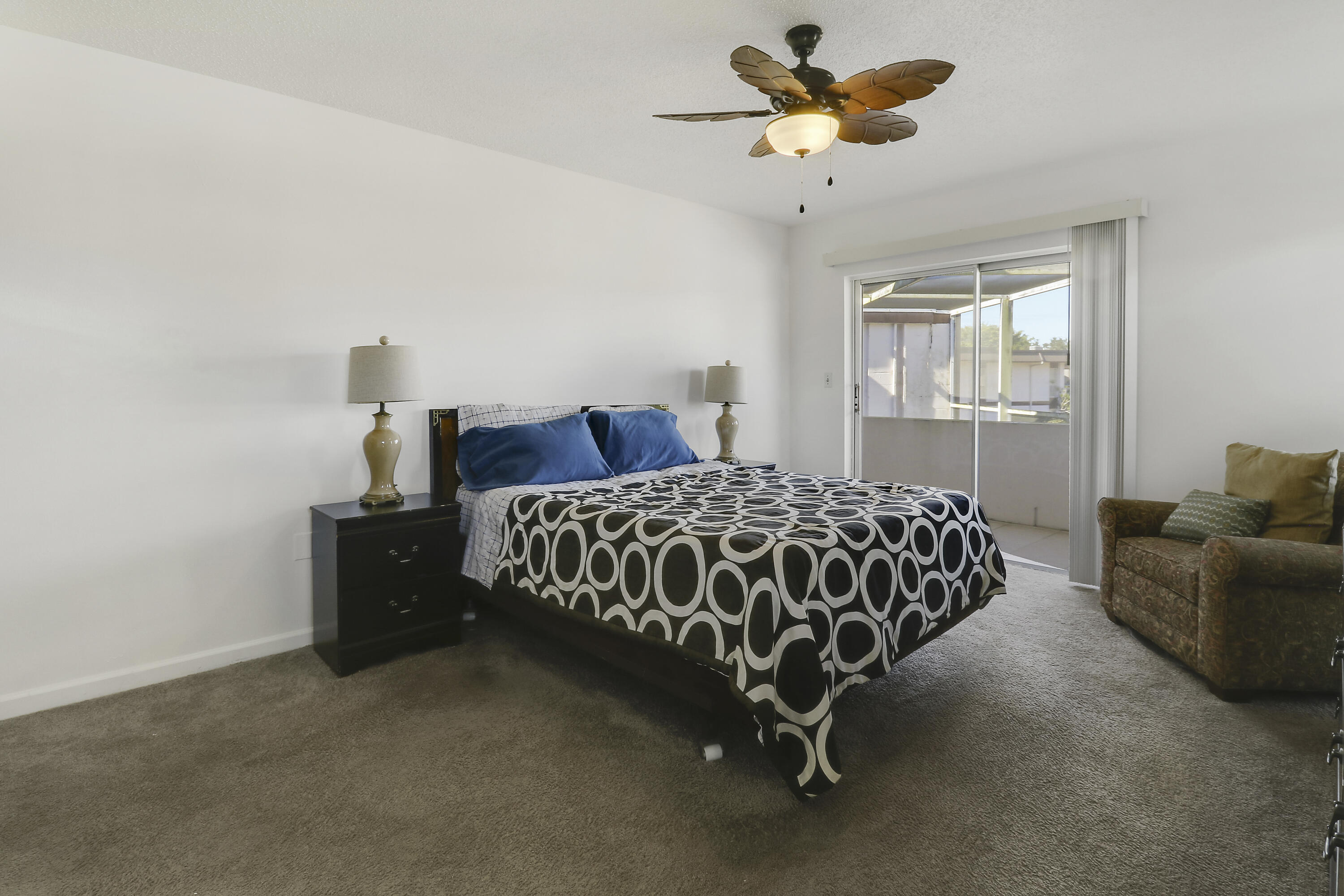 7 GREENWAY #202, Royal Palm Beach FL 33411