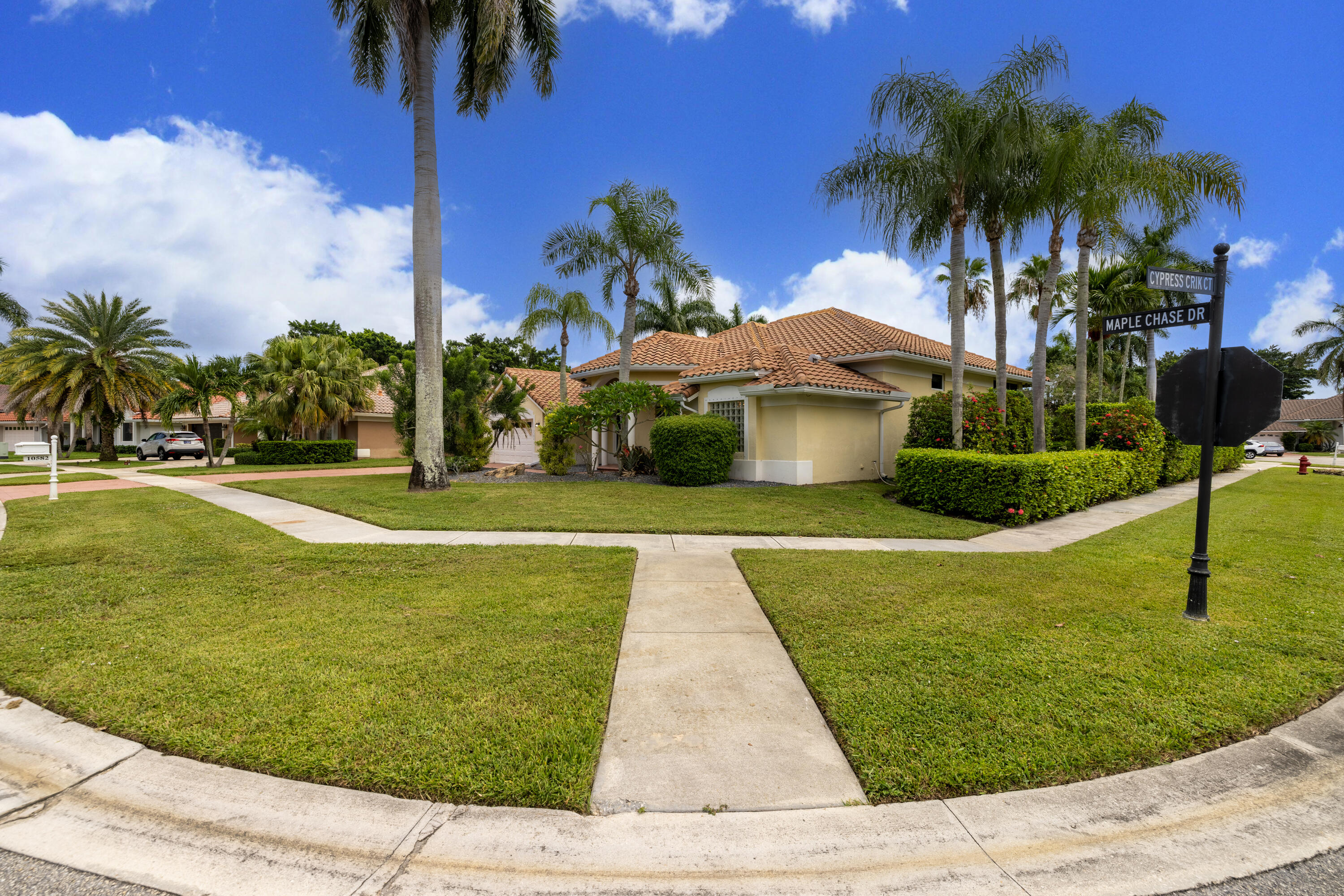 10582 MAPLE CHASE, Boca Raton FL 33498