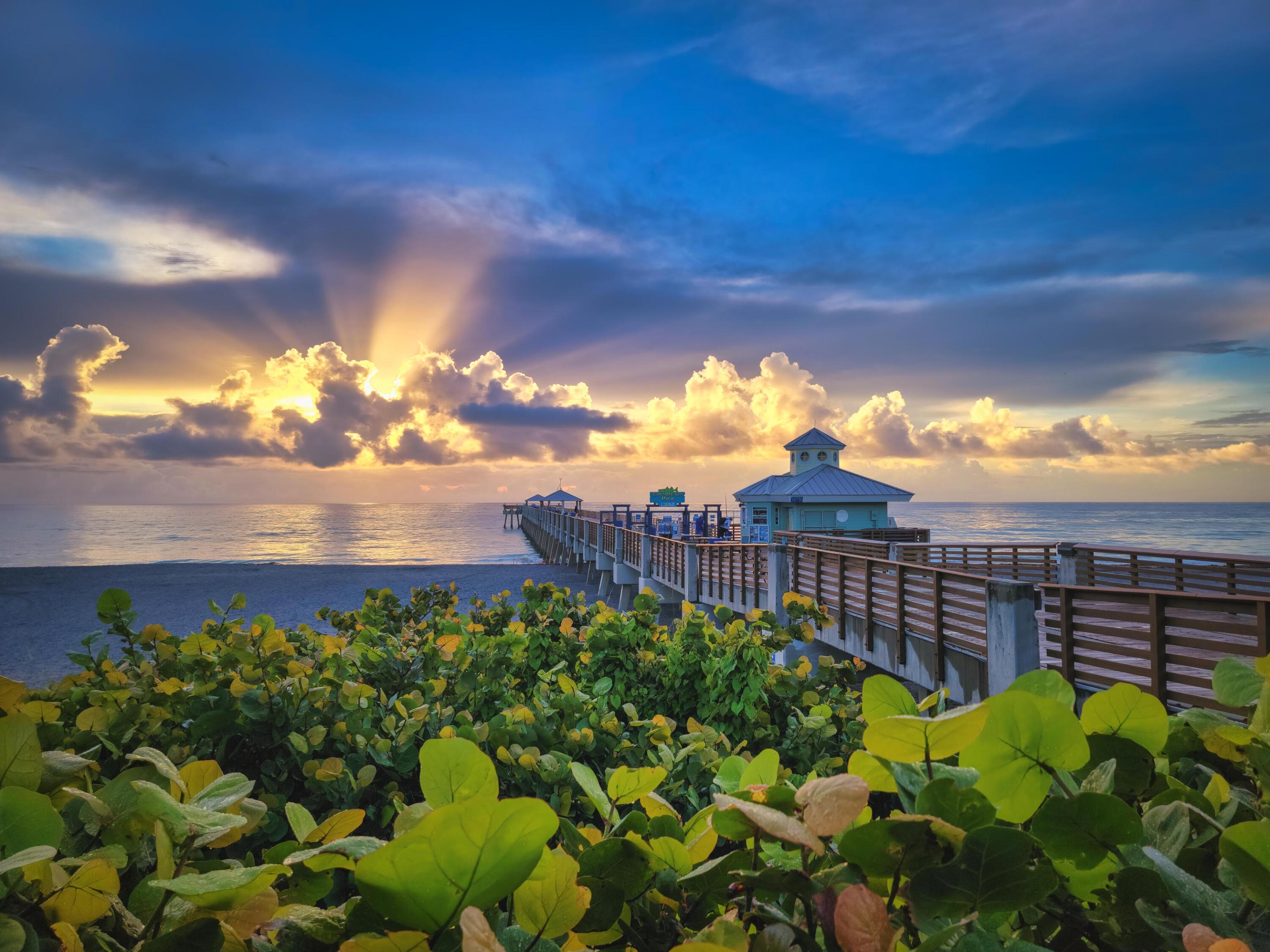 596 N Cypress, Tequesta FL 33469