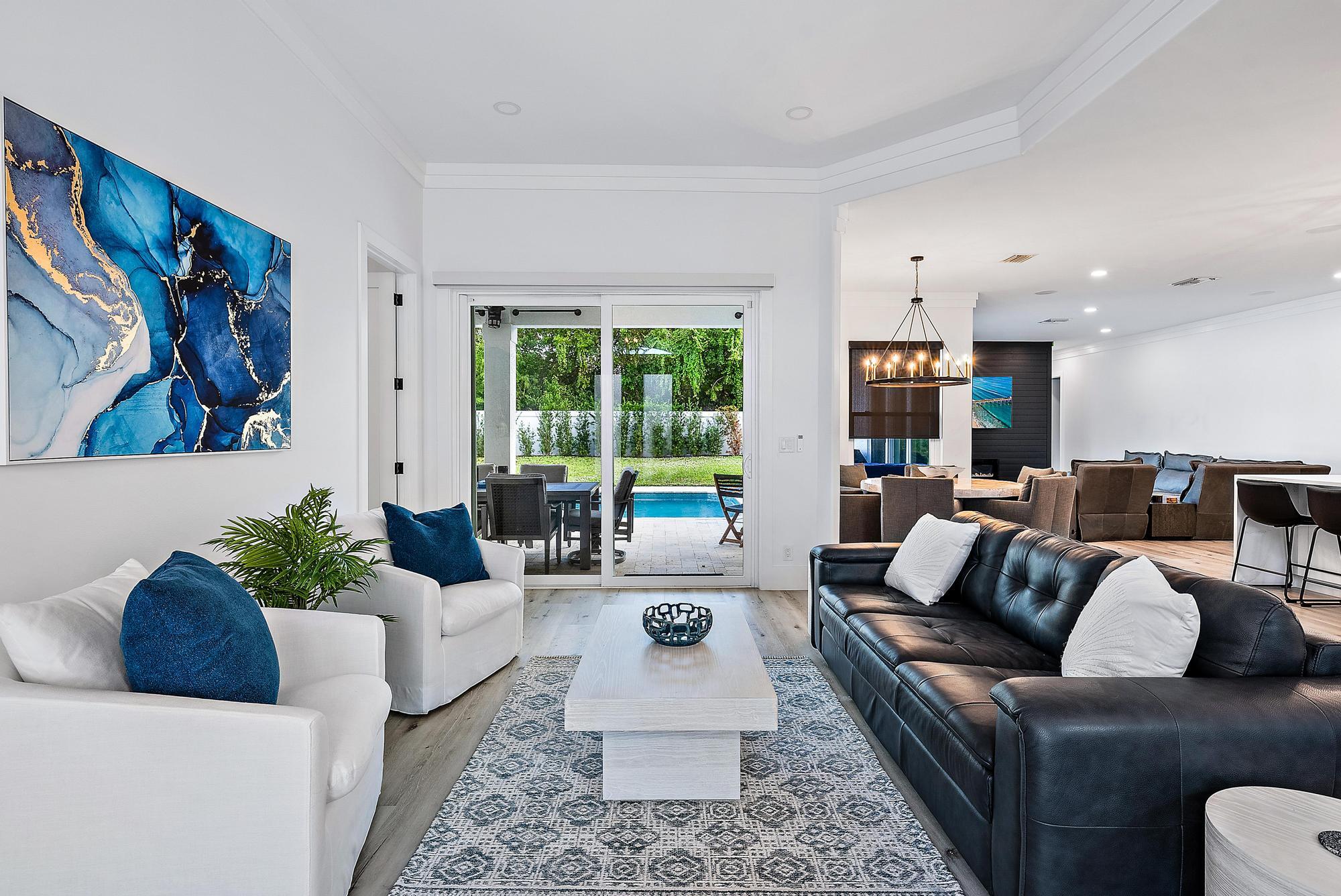 596 N Cypress, Tequesta FL 33469
