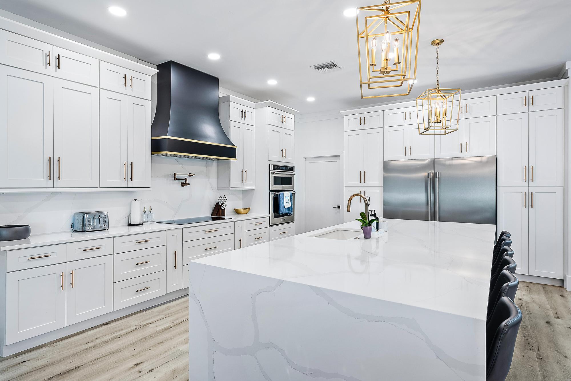 596 N Cypress, Tequesta FL 33469
