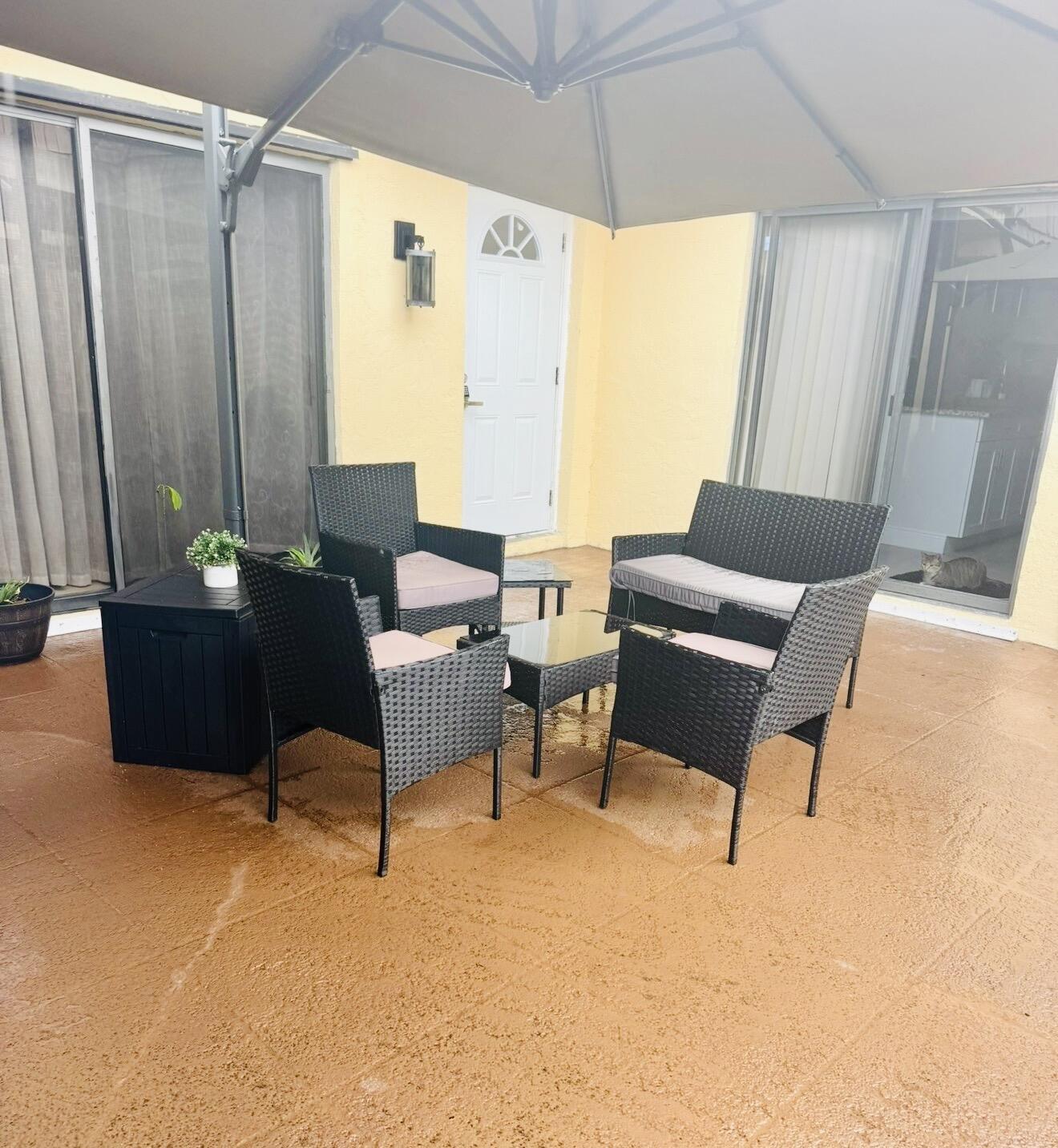 922 Springdale, Palm Springs FL 33461
