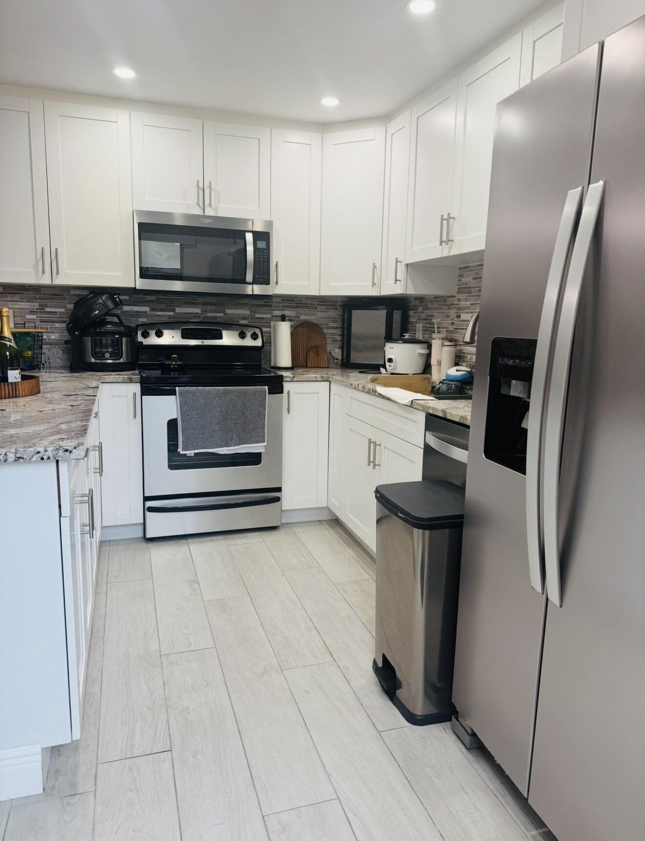 922 Springdale, Palm Springs FL 33461