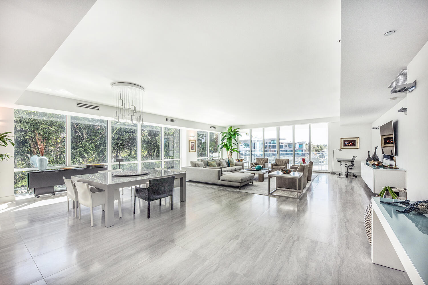 353 SUNSET #202, Fort Lauderdale FL 33301