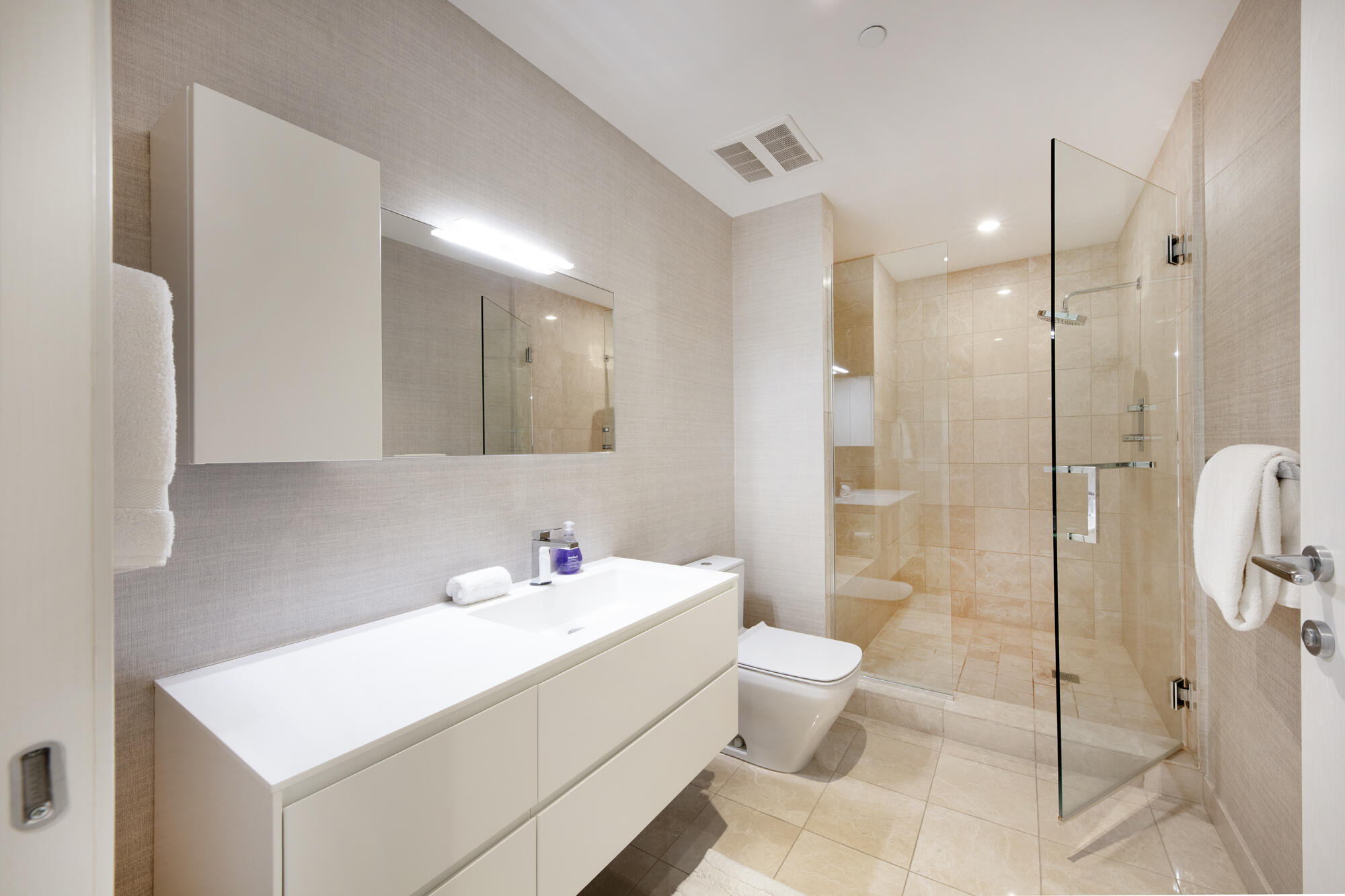 353 SUNSET #202, Fort Lauderdale FL 33301