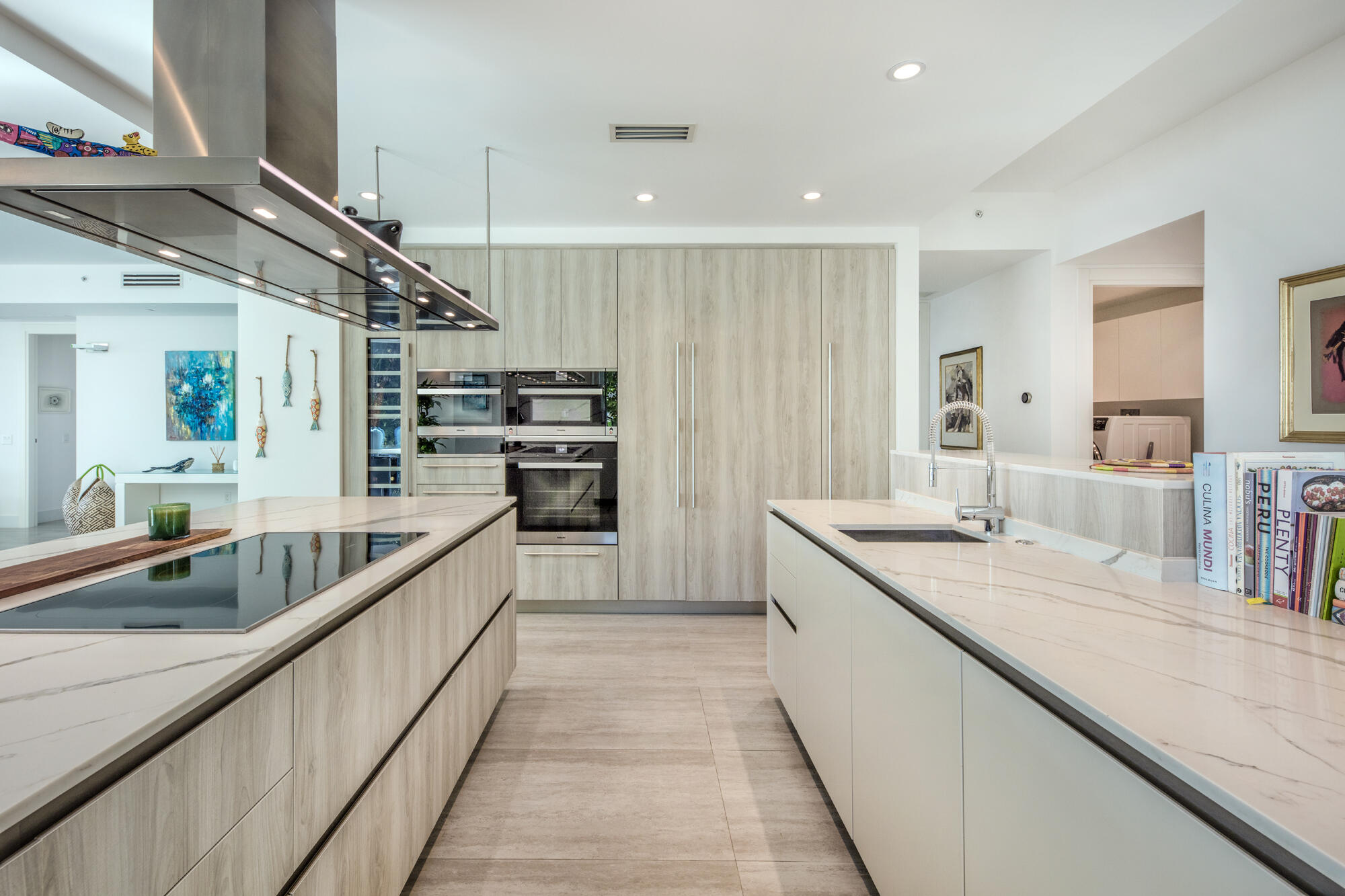 353 SUNSET #202, Fort Lauderdale FL 33301